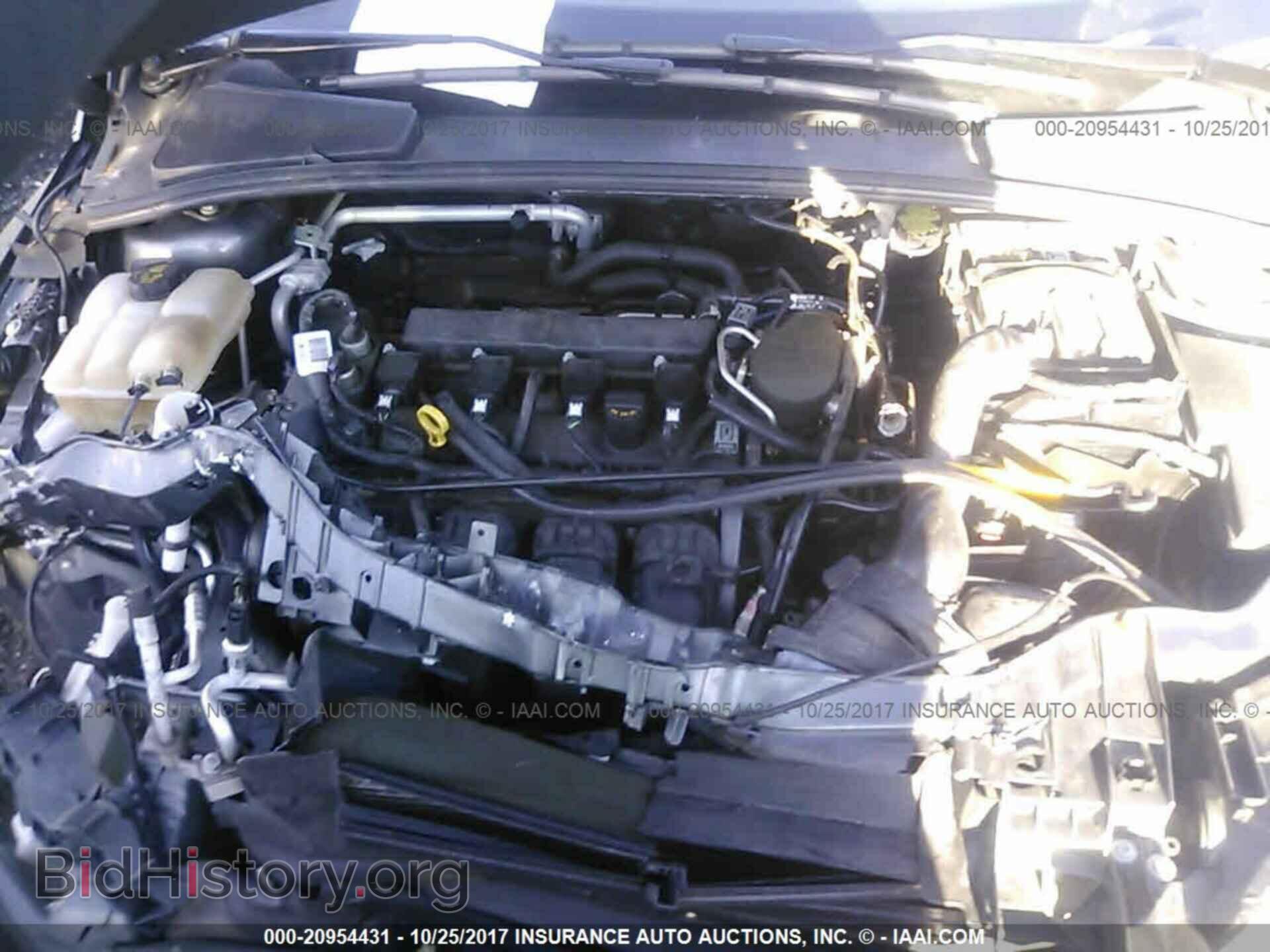 2015 Ford Focus - VIN: 1FADP3K22FL252181 - Photo 10