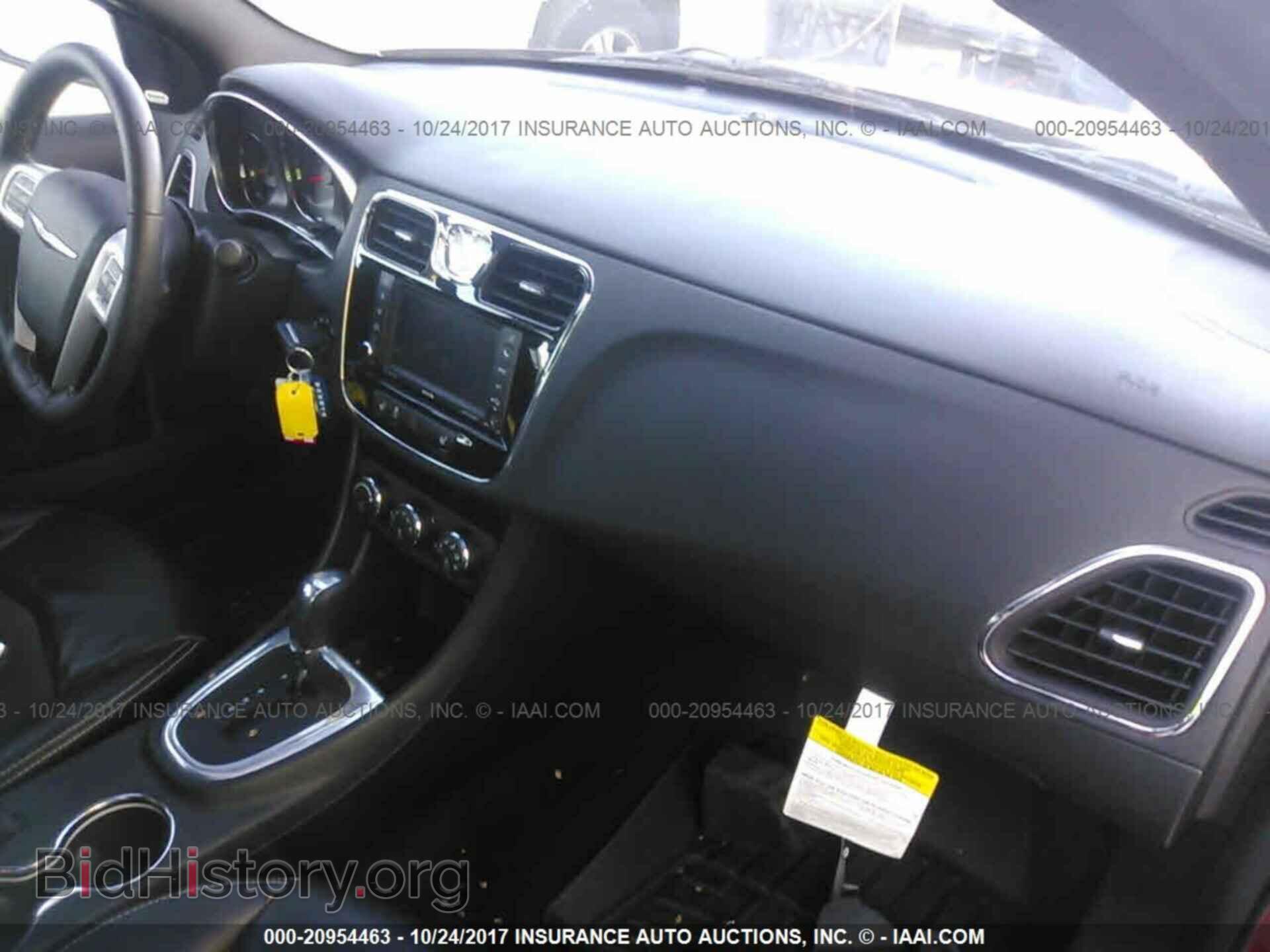 2013 Chrysler 200 - VIN: 1C3CCBCG2DN679422 - Photo 5
