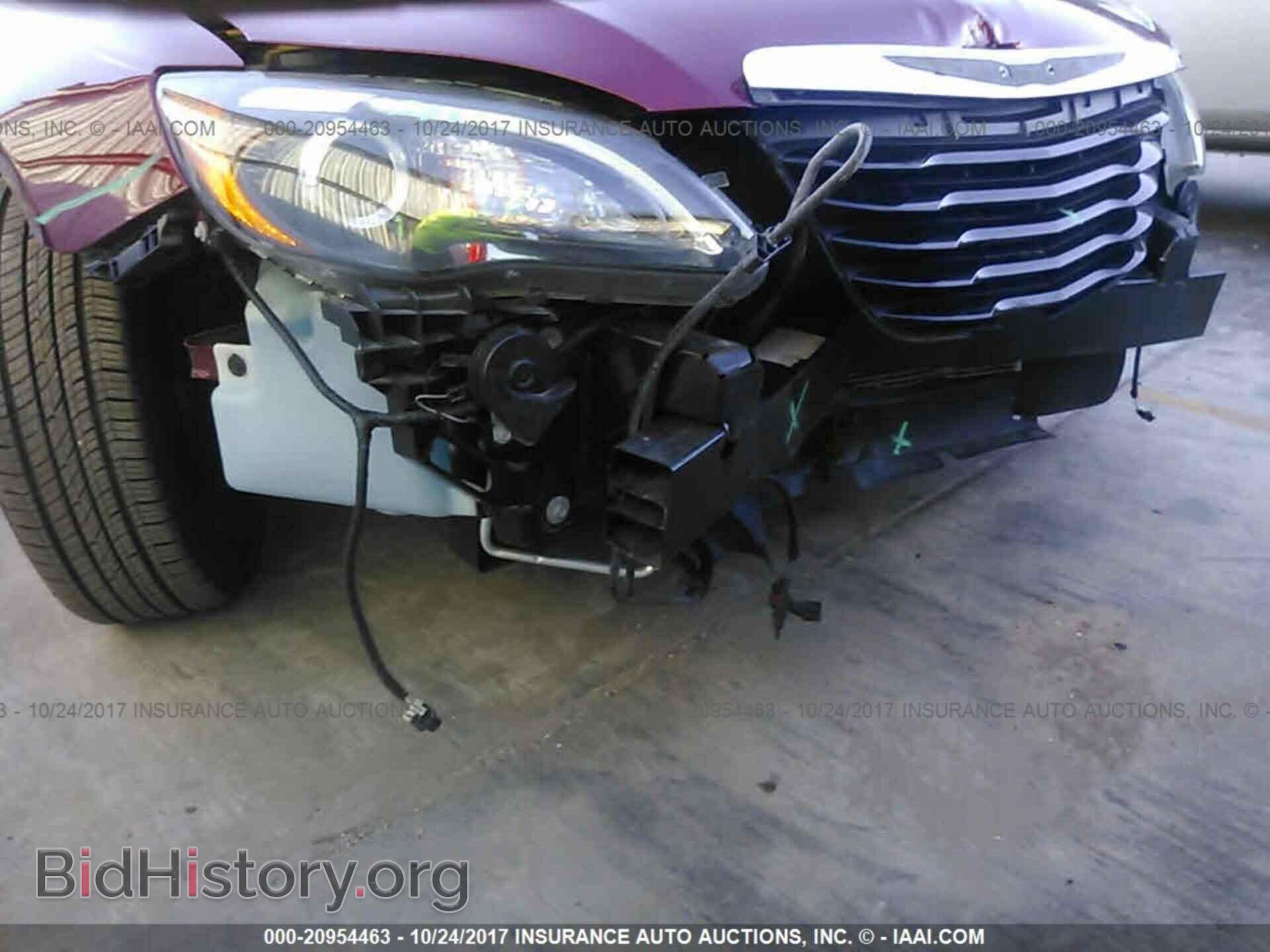 2013 Chrysler 200 - VIN: 1C3CCBCG2DN679422 - Photo 6