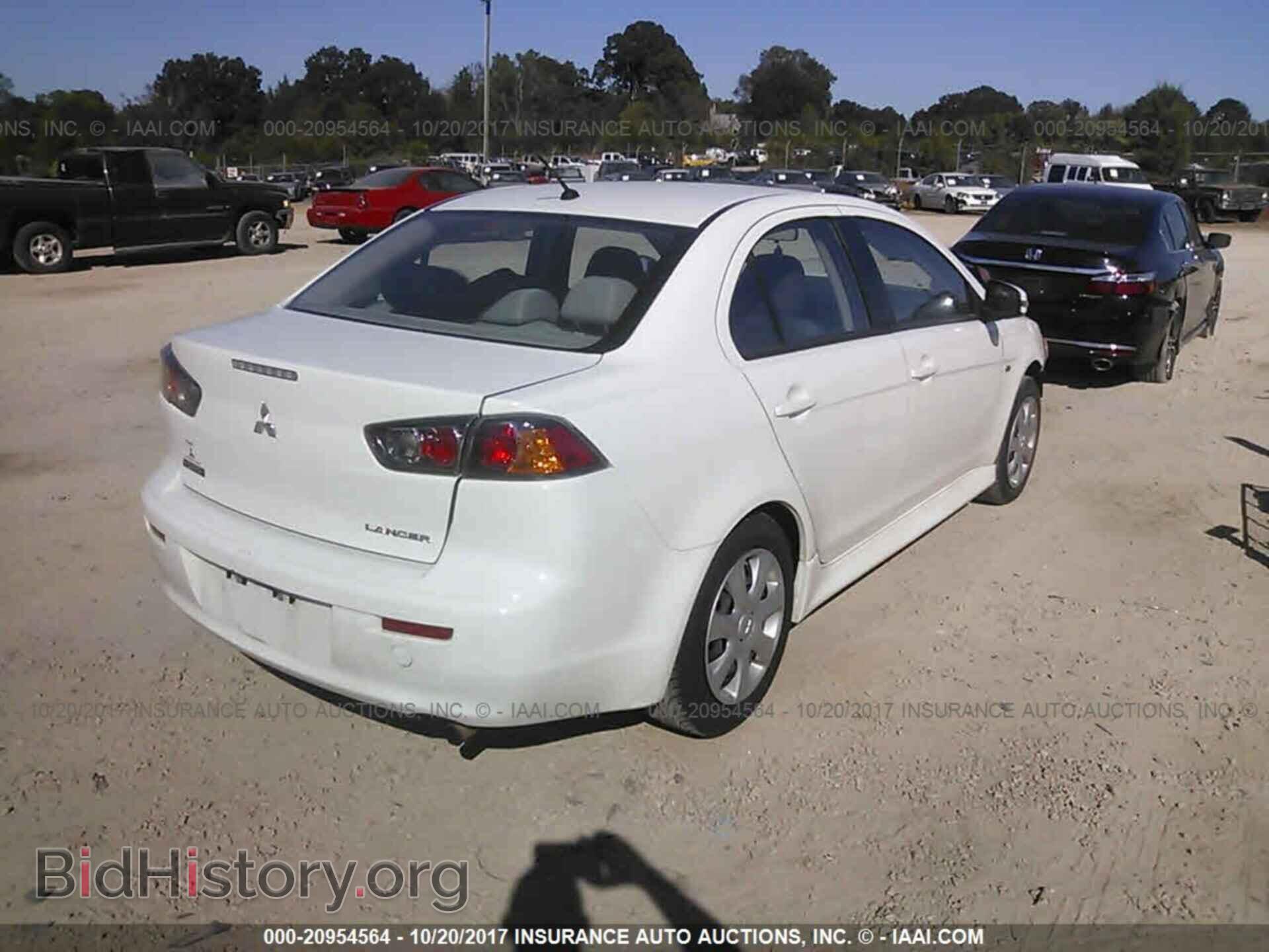 2015 Mitsubishi Lancer - VIN: JA32U2FU8FU006700 - Фото 4