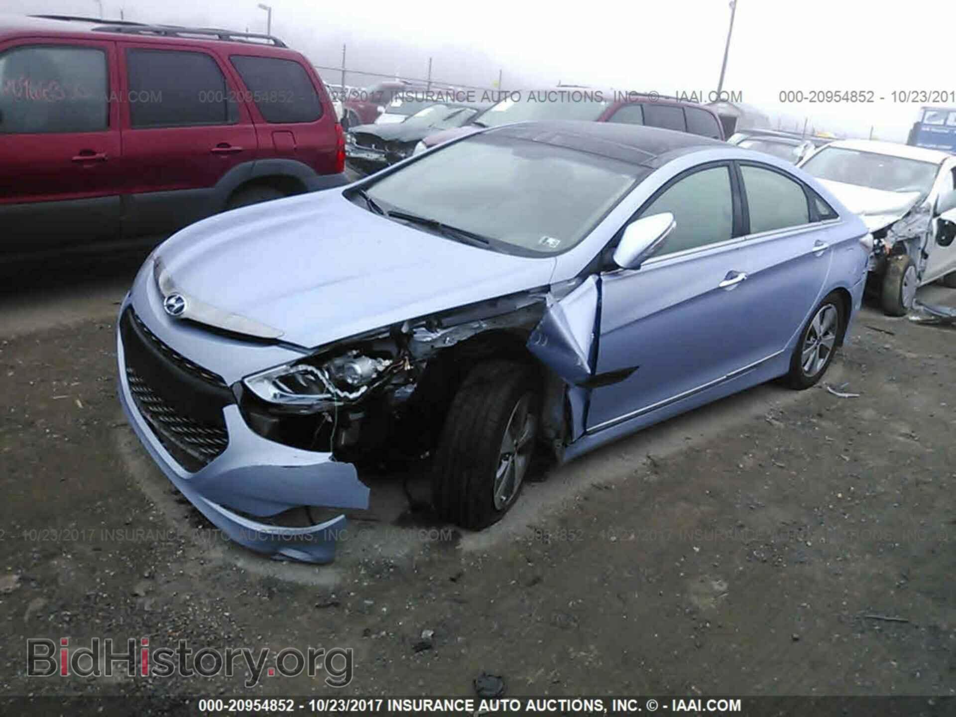 2012 Hyundai Sonata - VIN: KMHEC4A46CA020950 - Фото 2