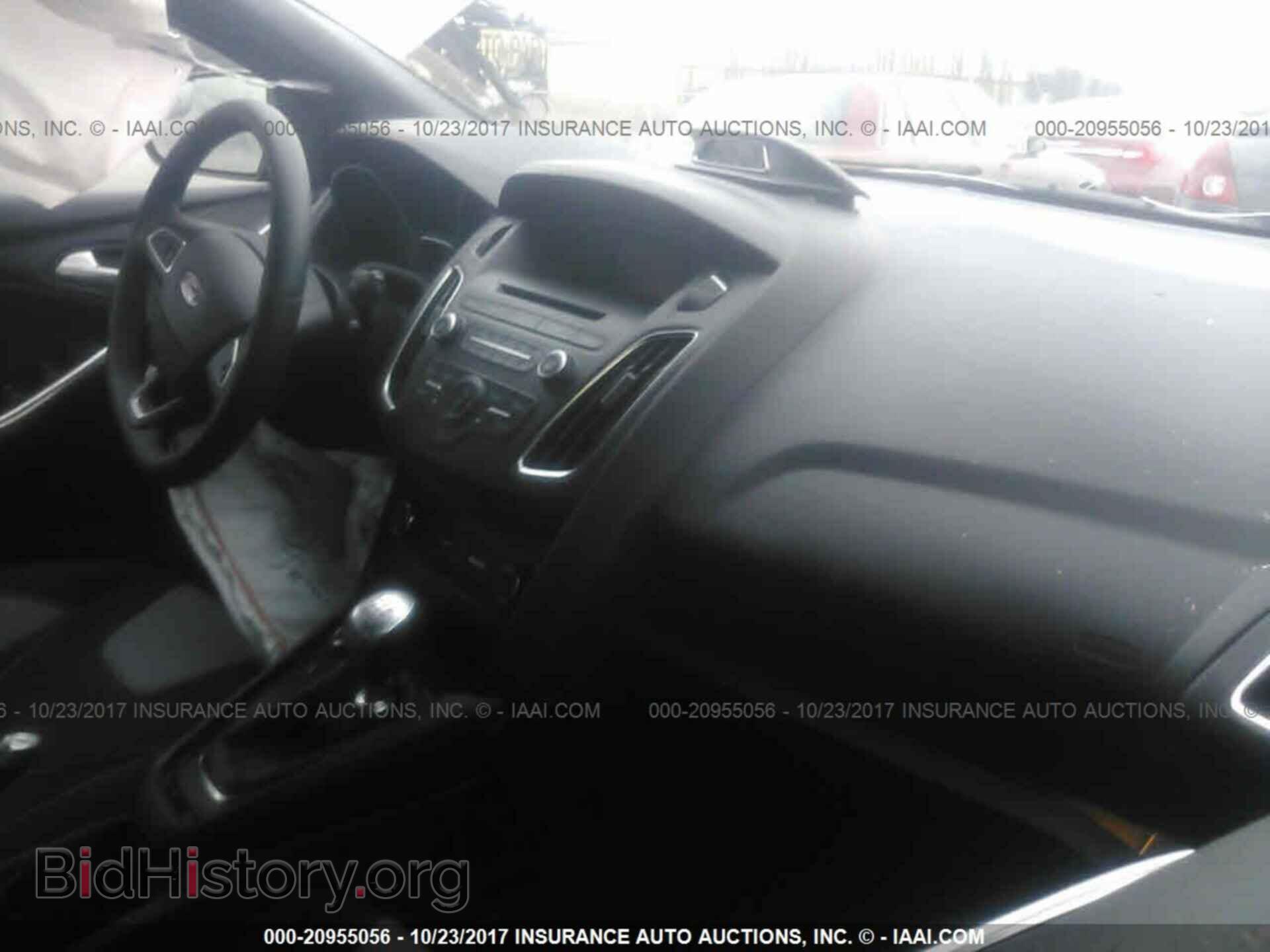 2017 Ford Focus - VIN: 1FADP3L95HL302991 - Фото 5