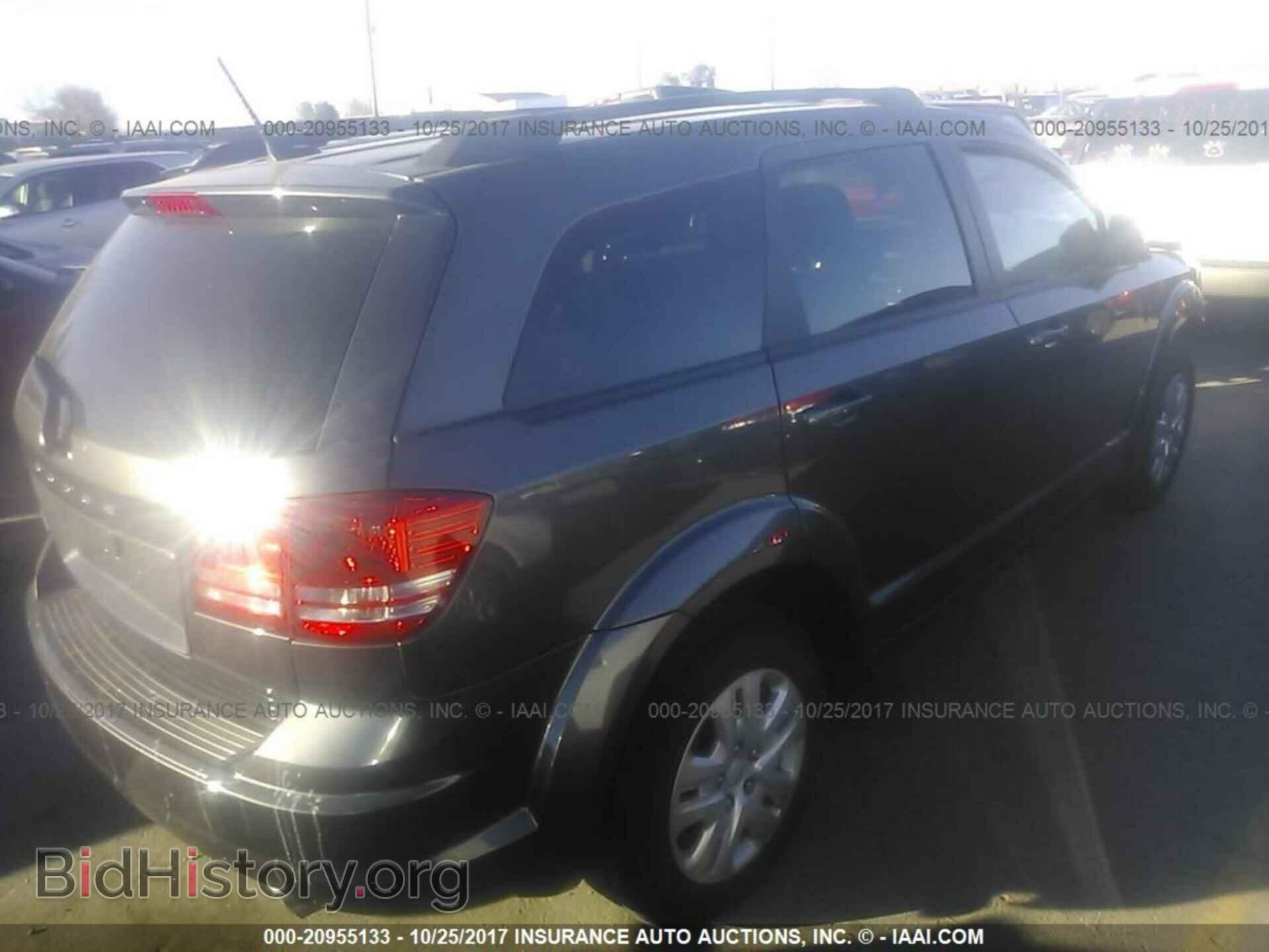2017 Dodge Journey - VIN: 3C4PDCAB2HT676582 - Фото 4