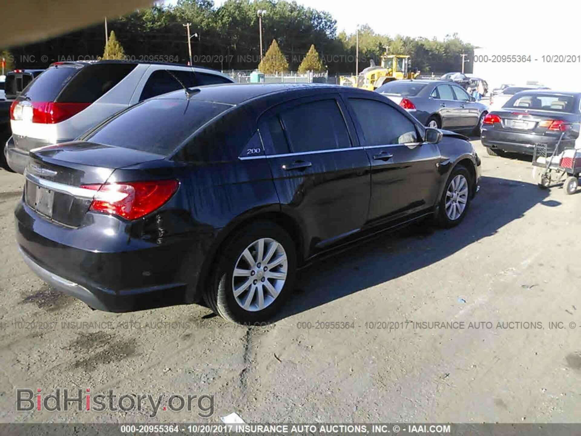 2013 Chrysler 200 - VIN: 1C3CCBBBXDN606675 - Фото 4