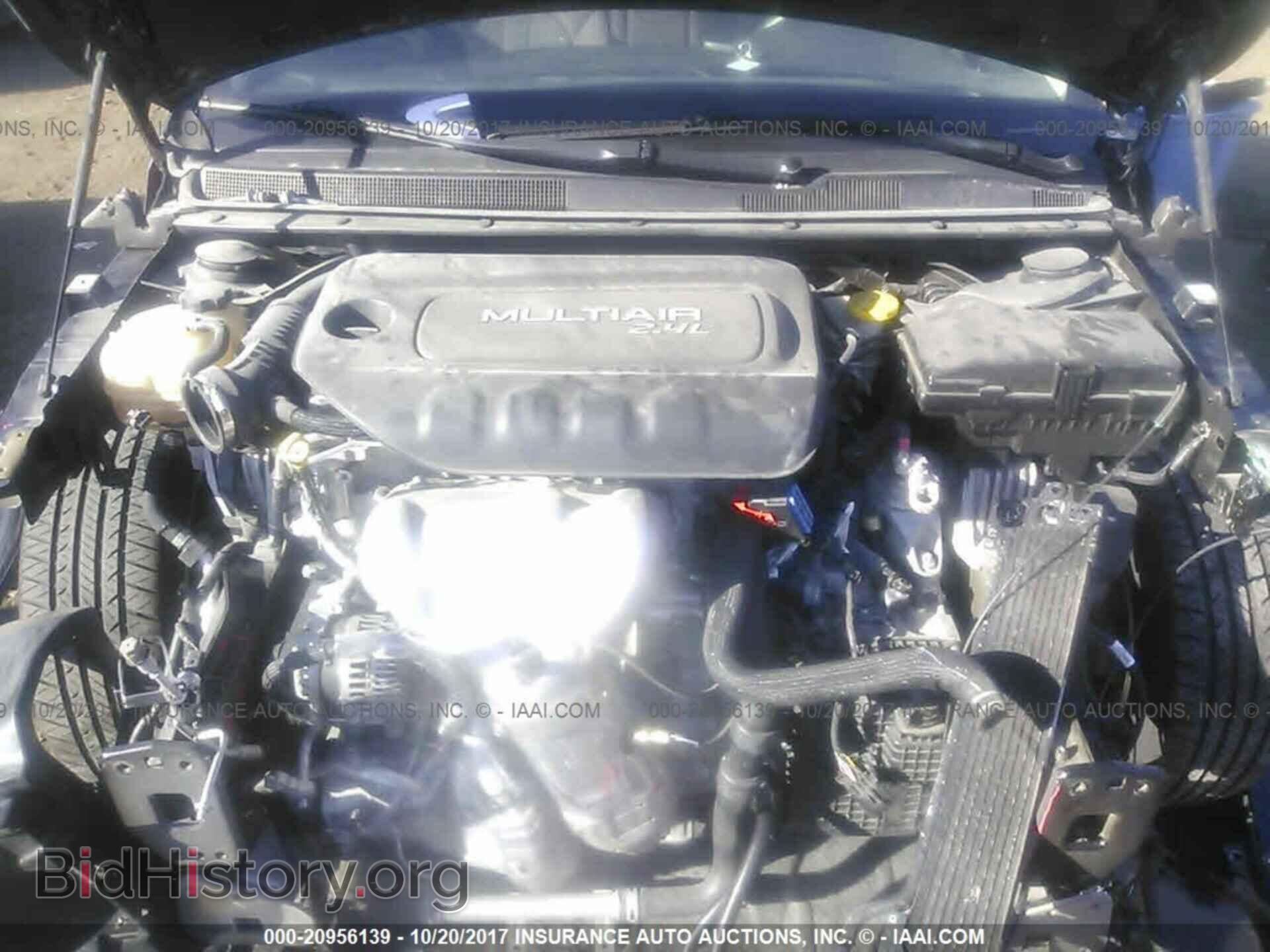 2016 Chrysler 200 - VIN: 1C3CCCAB3GN165029 - Фото 10