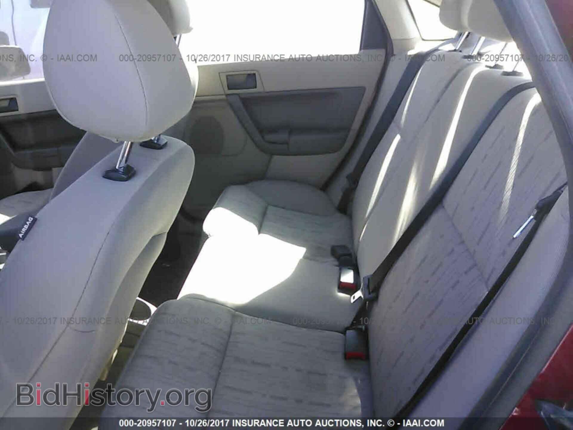 2011 Ford Focus - VIN: 1FAHP3FN6BW179265 - Фото 8