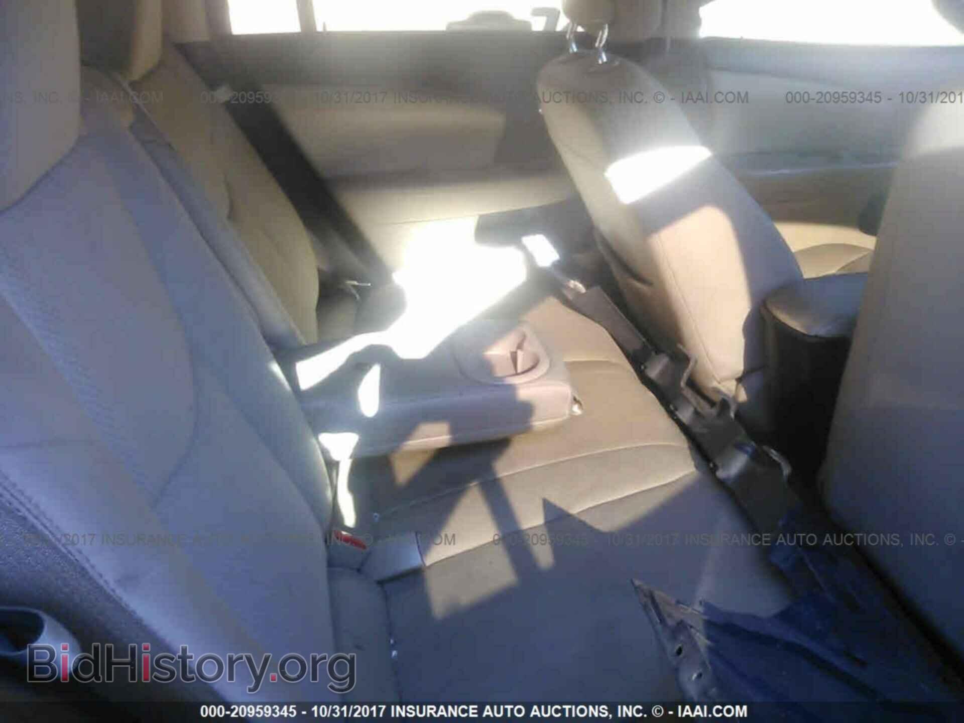 2013 Chrysler 200 - VIN: 1C3CCBAB5DN686260 - Photo 8