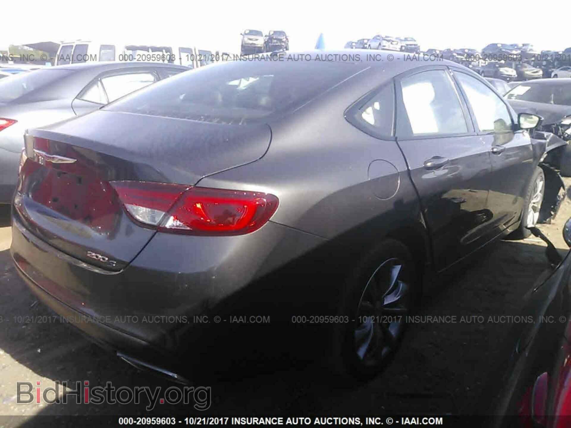 2016 Chrysler 200 - VIN: 1C3CCCBG3GN157524 - Фото 4