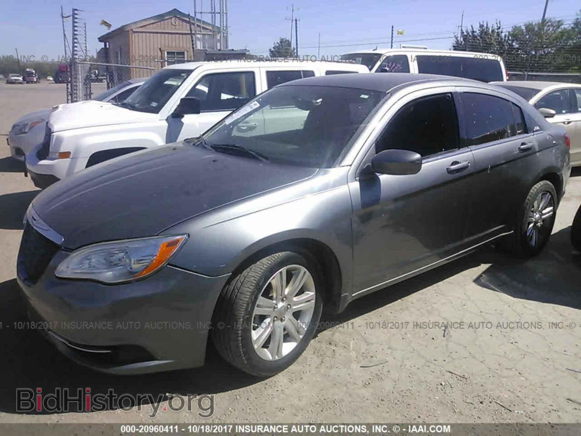 2012 Chrysler 200 - VIN: 1C3CCBBB9CN288272 - Photo 2
