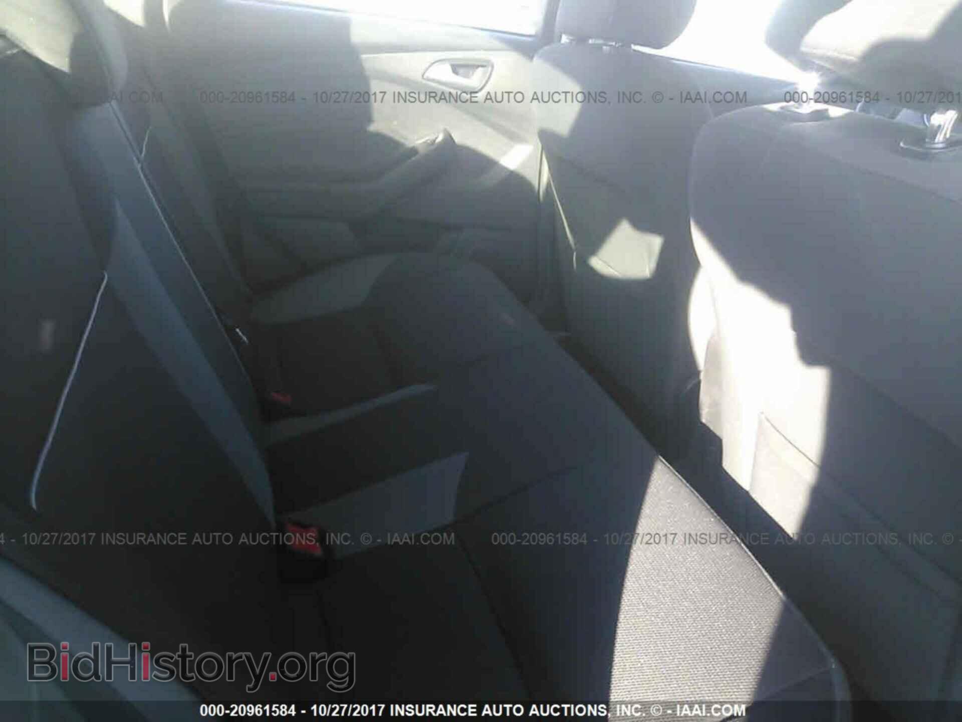 2014 Ford Focus - VIN: 1FADP3F2XEL196242 - Photo 8