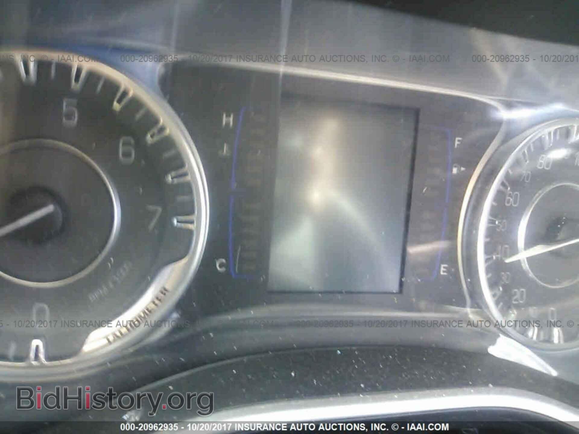 2016 Chrysler 200 - VIN: 1C3CCCAB0GN158863 - Photo 7