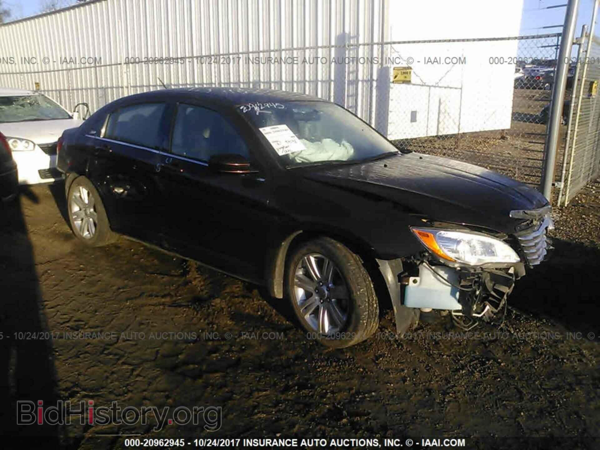 Photo 1C3CCBAB7DN648268 - Chrysler 200 2013