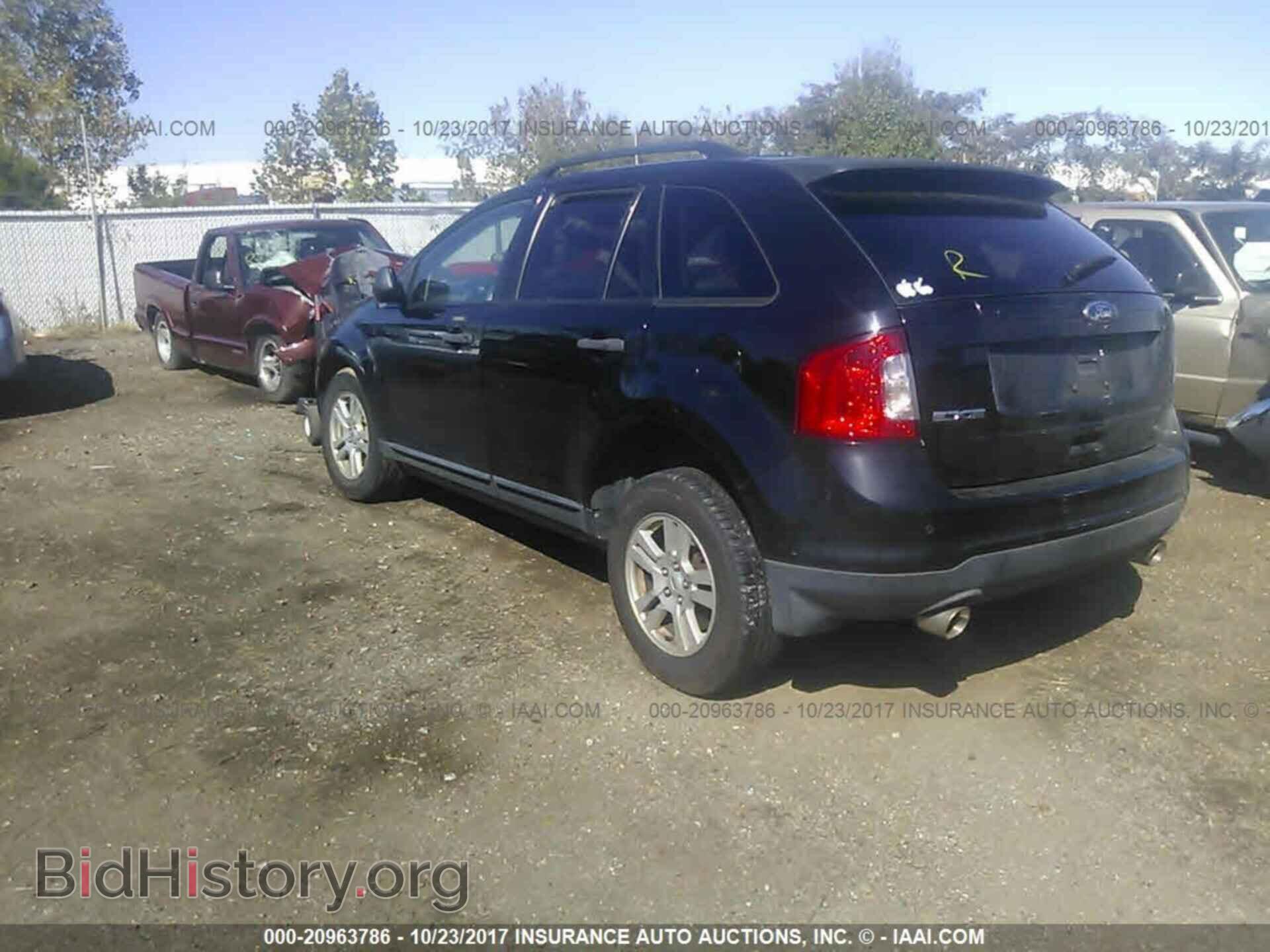 2011 Ford Edge - VIN: 2FMDK3GC0BBB64942 - Photo 3