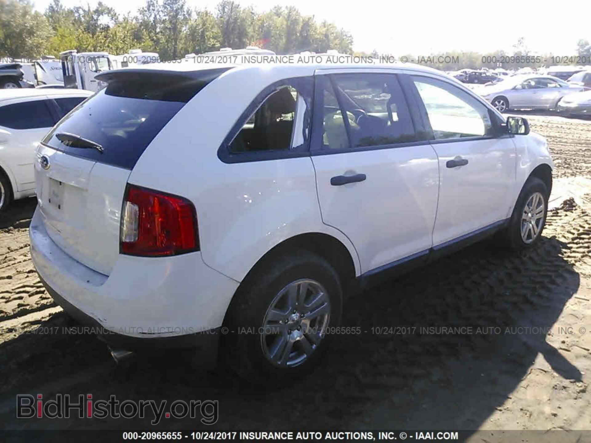2011 Ford Edge - VIN: 2FMDK3GC1BBA89006 - Photo 4