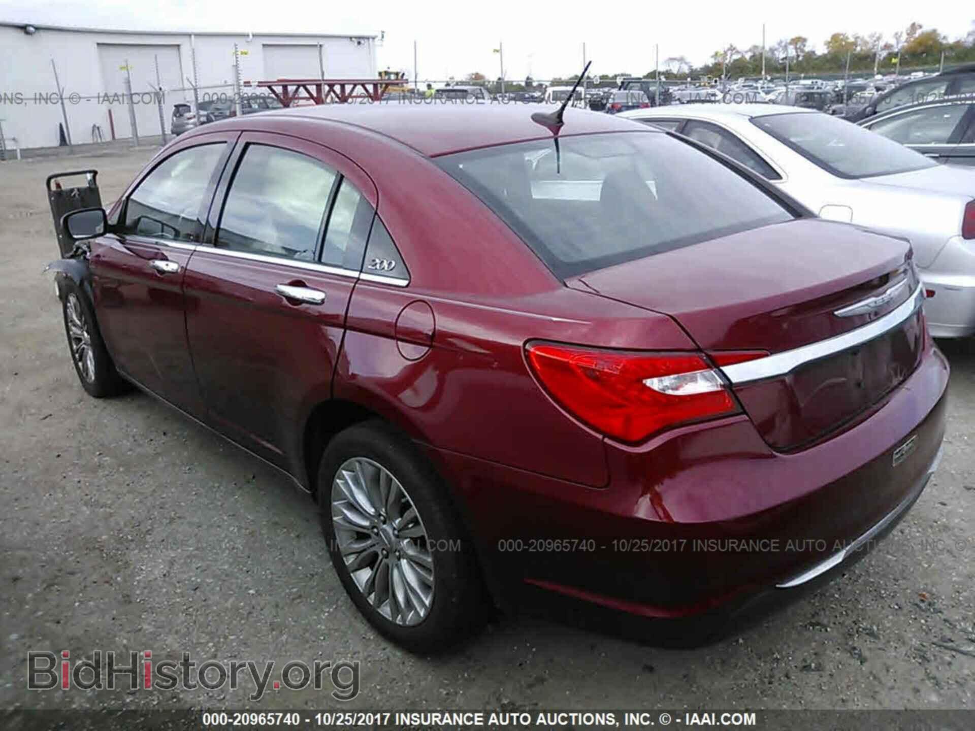 2012 Chrysler 200 - VIN: 1C3CCBCB8CN263202 - Photo 3