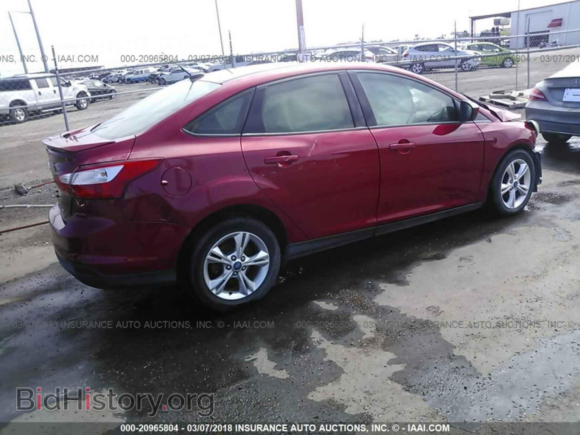 2012 Ford Focus - VIN: 1FAHP3F26CL167397 - Photo 4