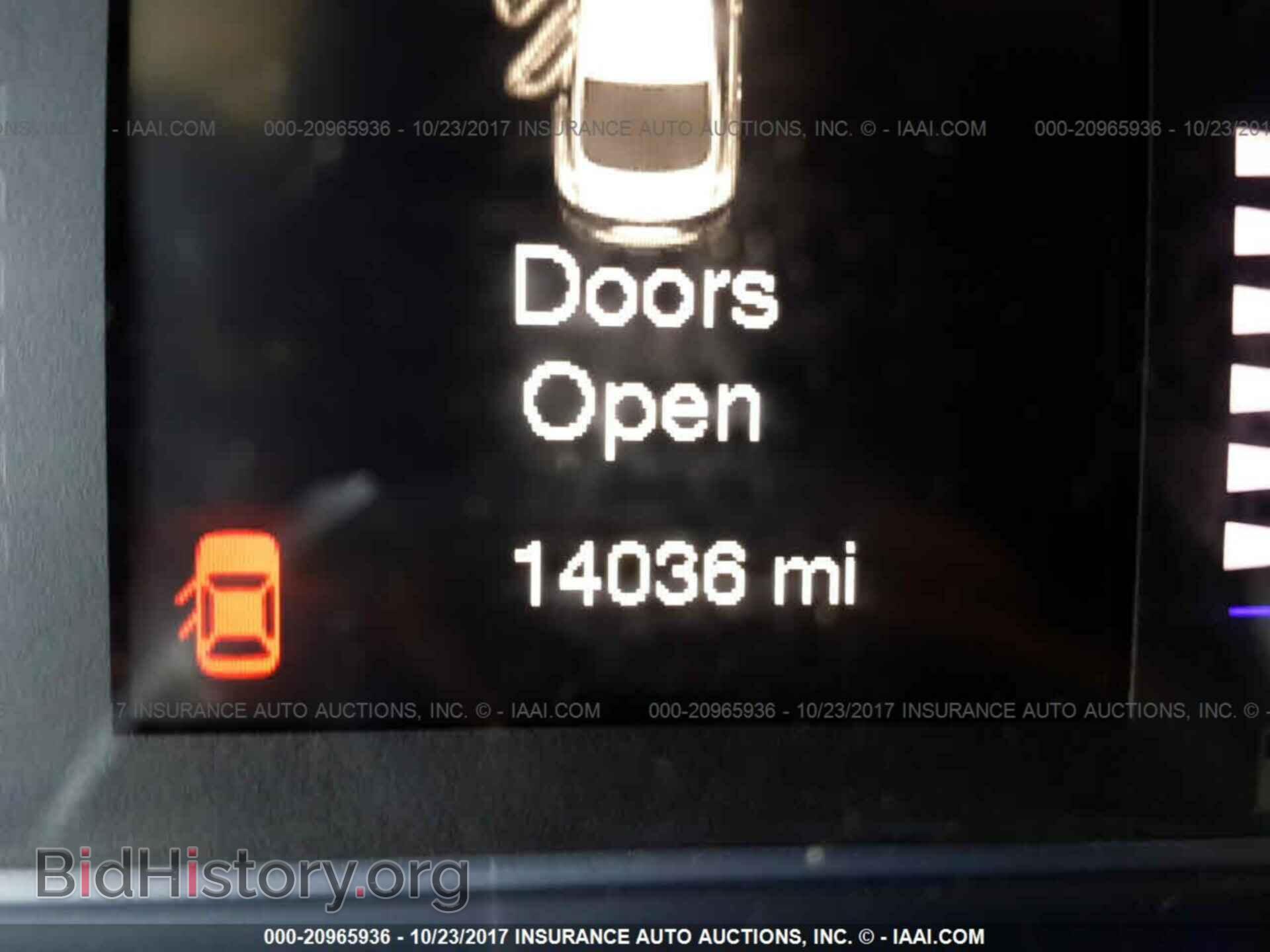 2016 Chrysler 200 - VIN: 1C3CCCAB1GN167748 - Photo 7