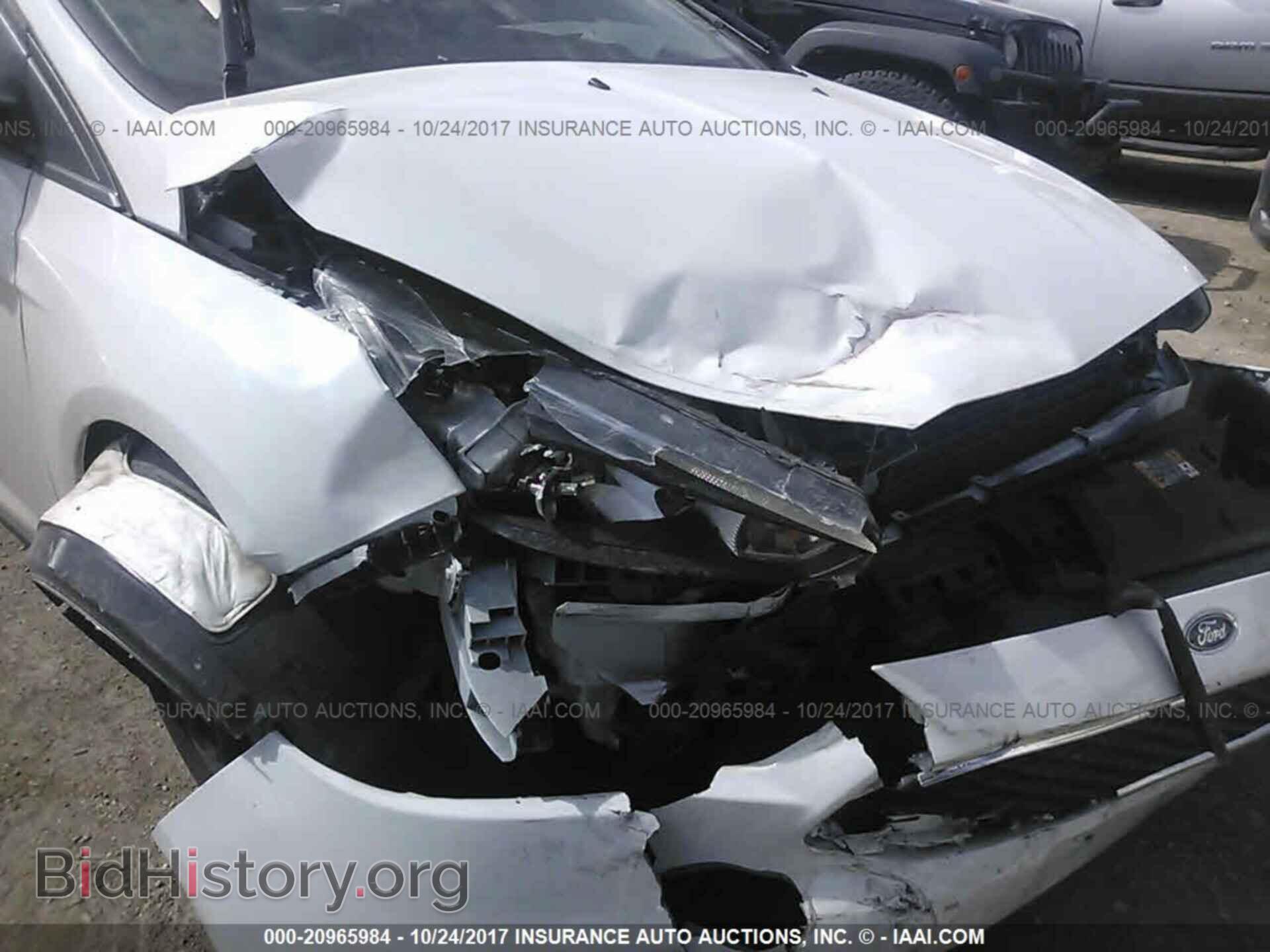 2016 Ford Focus - VIN: 1FADP3K20GL307695 - Photo 6