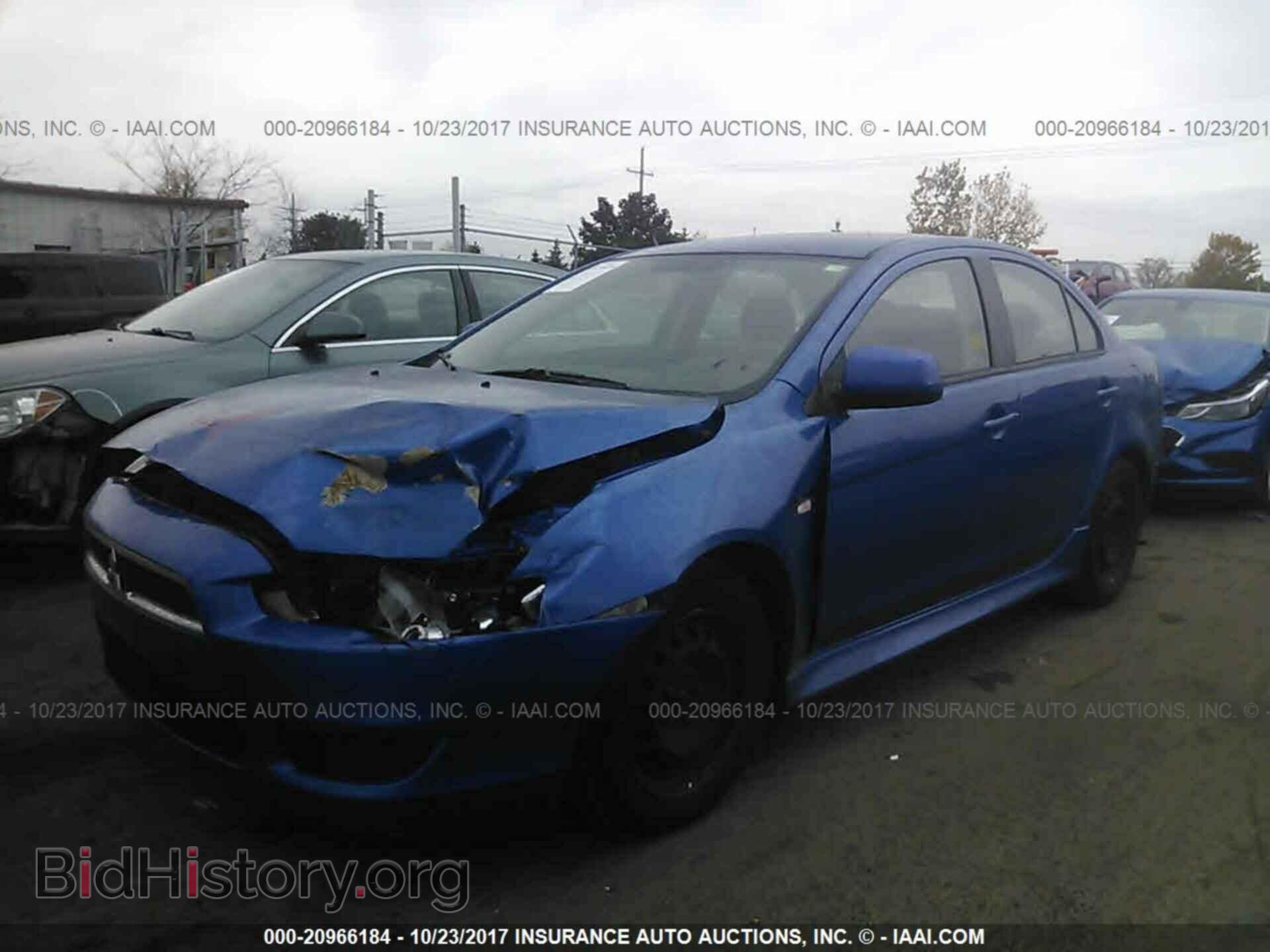 2011 Mitsubishi Lancer - VIN: JA32U2FU7BU013065 - Фото 2