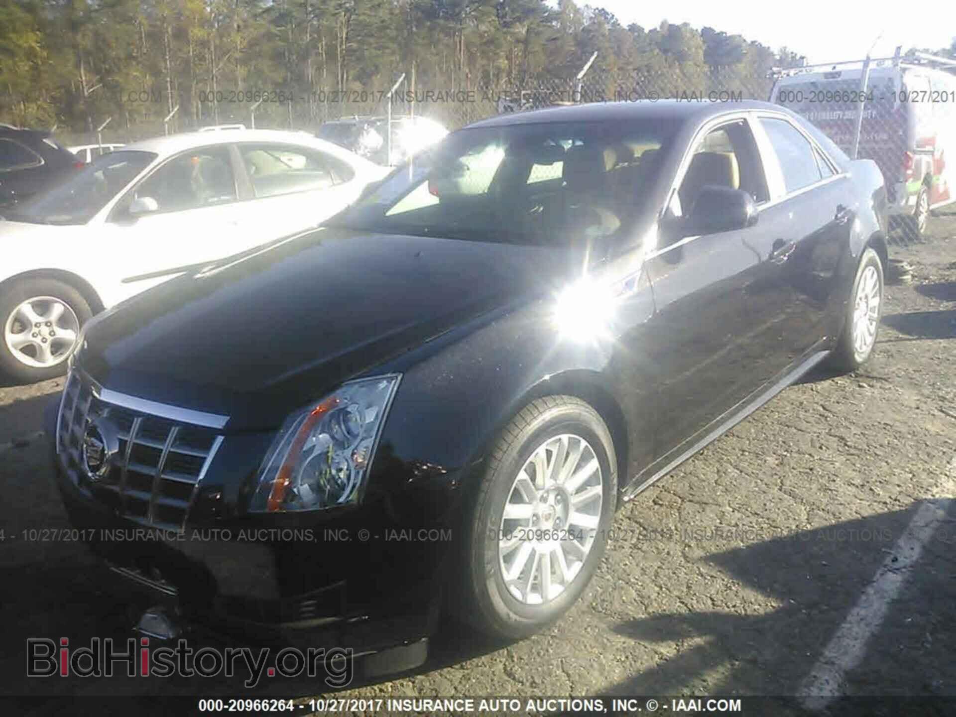 2013 Cadillac Cts - VIN: 1G6DE5E58D0157885 - Фото 2