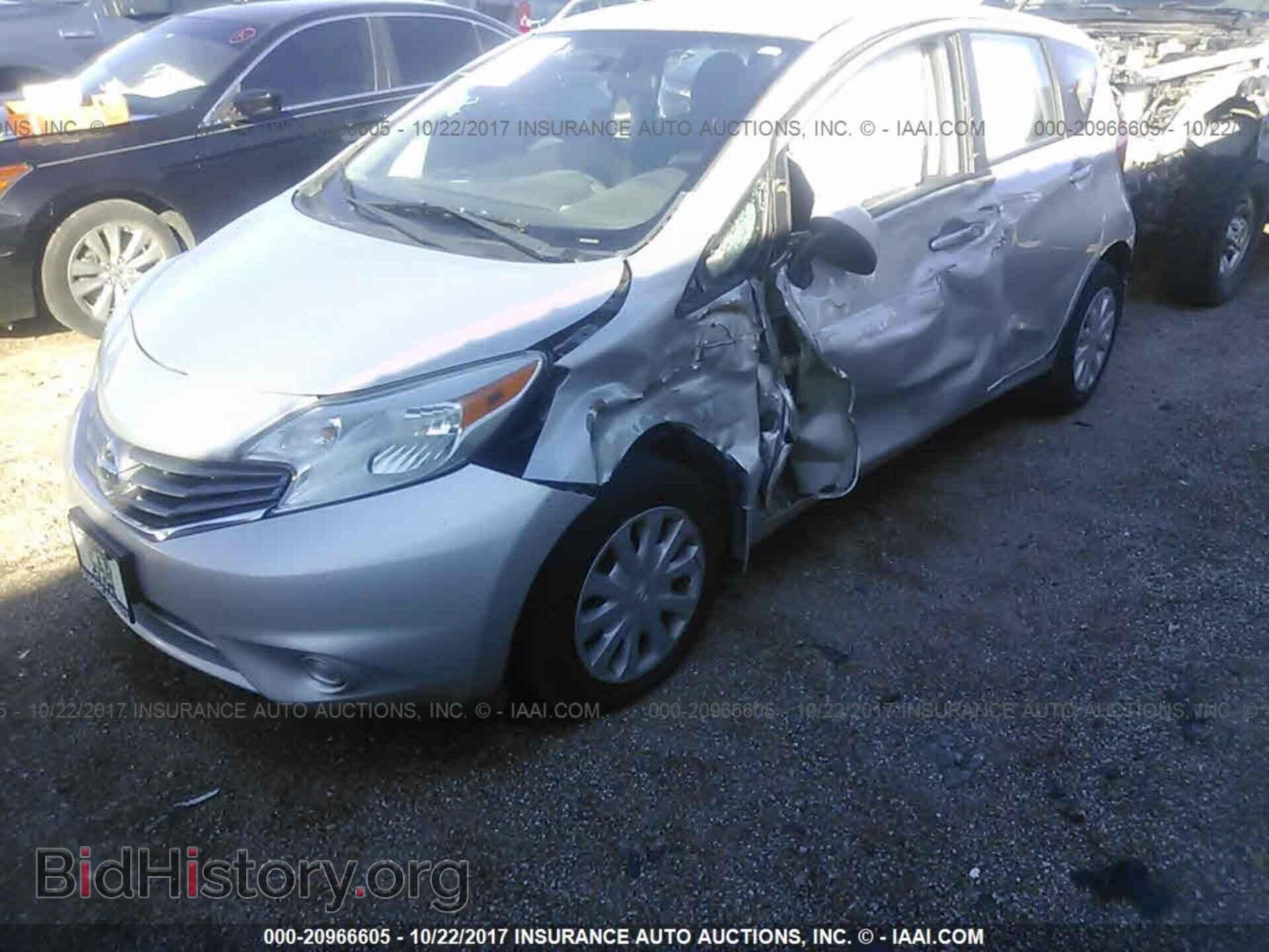 2015 Nissan Versa note - VIN: 3N1CE2CPXFL355405 - Photo 2