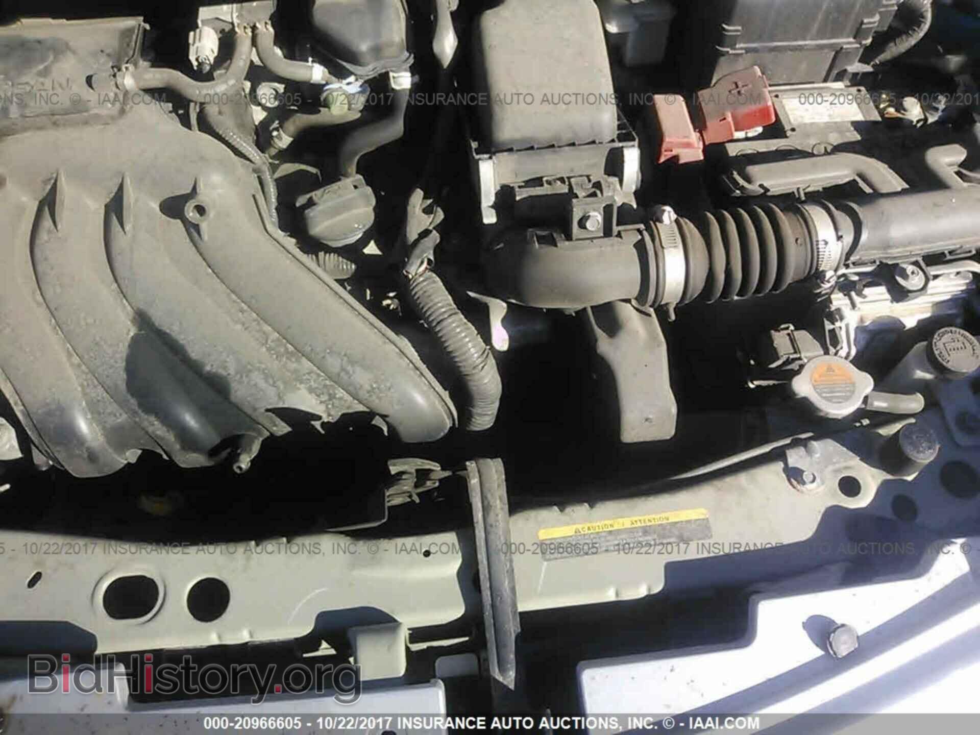 2015 Nissan Versa note - VIN: 3N1CE2CPXFL355405 - Photo 10