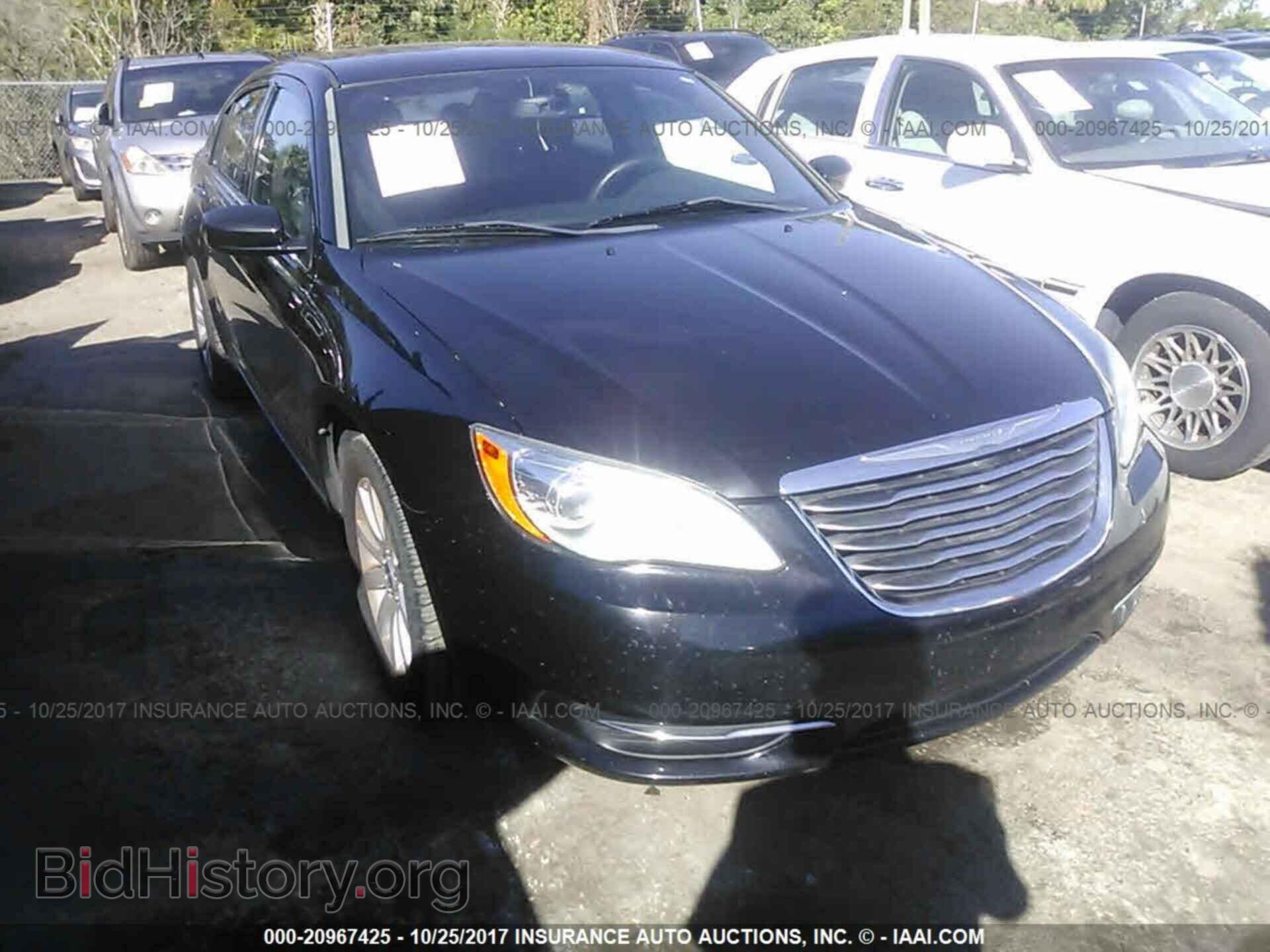 2013 Chrysler 200 - VIN: 1C3CCBBB8DN615083 - Photo 6
