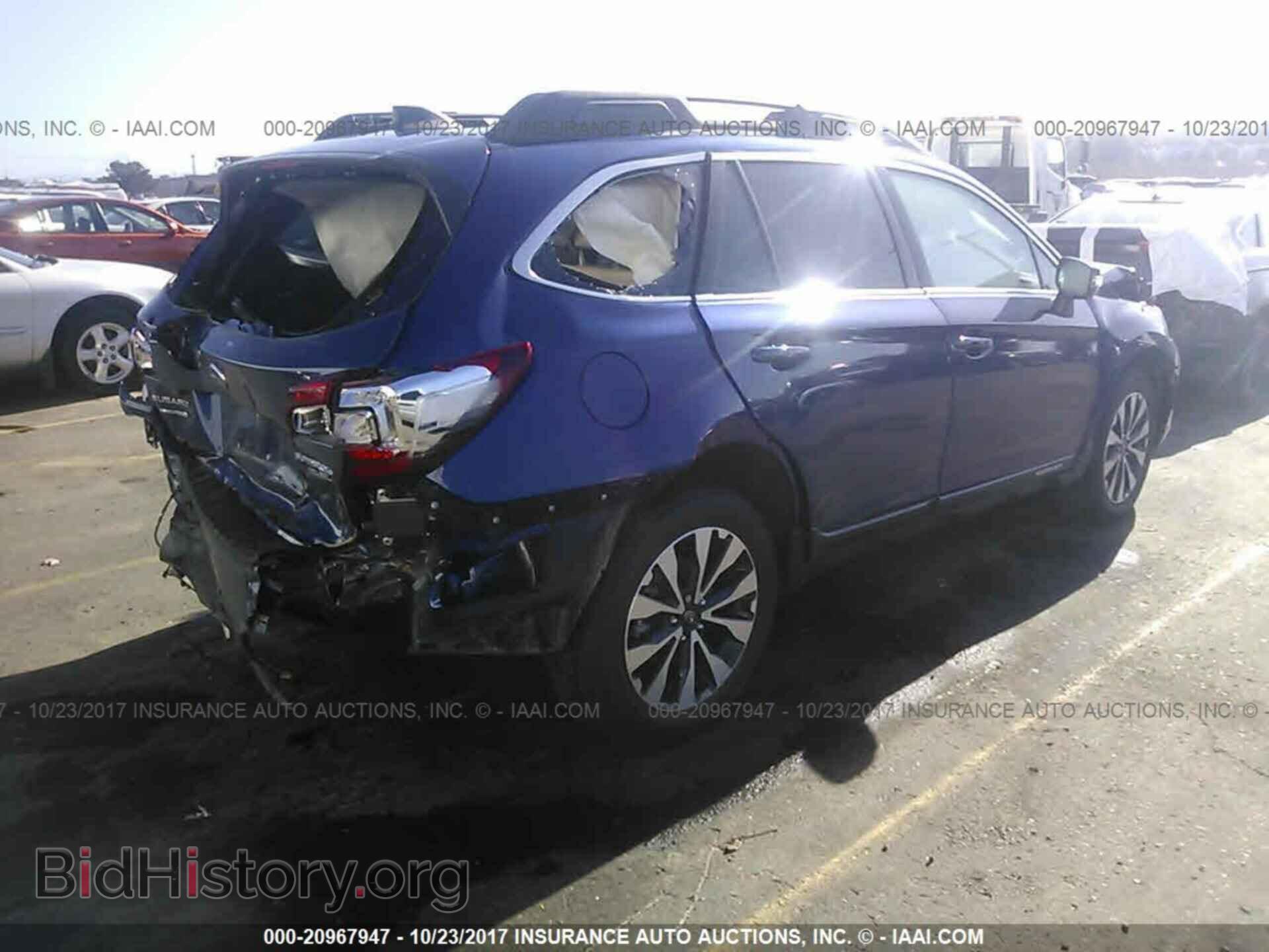 2017 Subaru Outback - VIN: 4S4BSANCXH3274436 - Фото 4