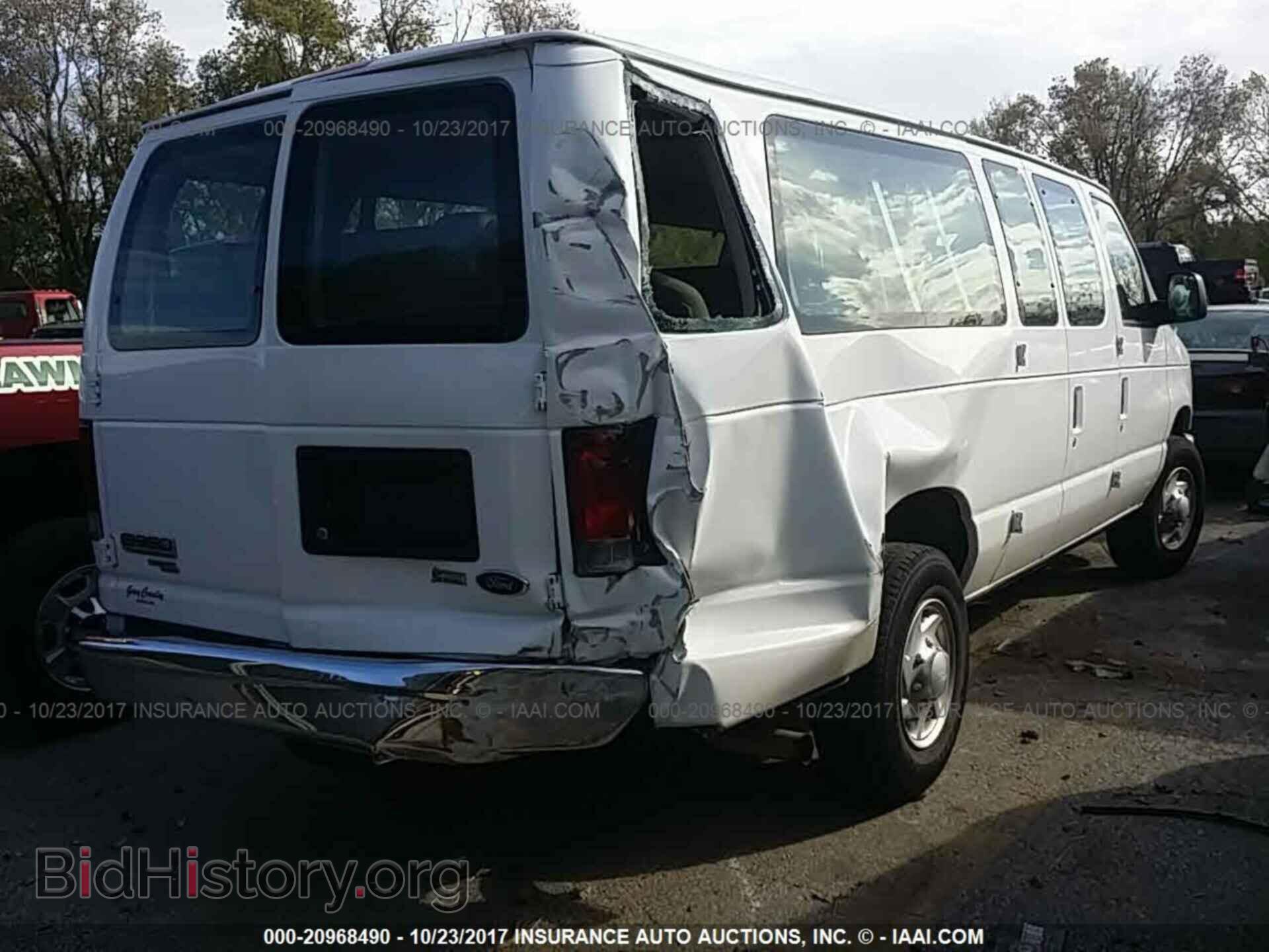 2013 Ford Econoline - VIN: 1FBSS3BL0DDA90362 - Фото 4