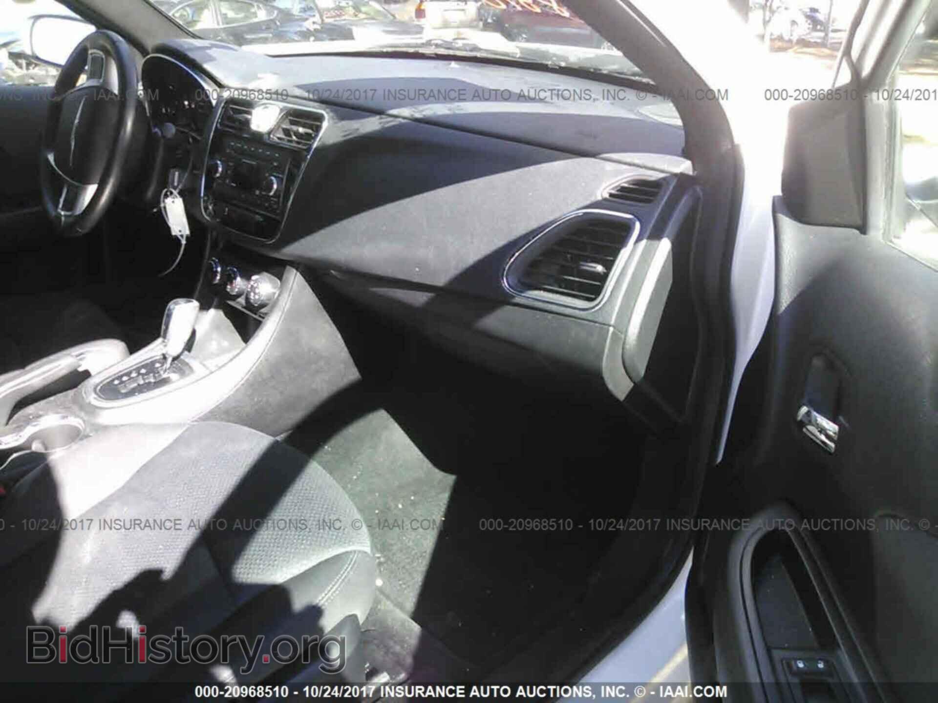 2013 Chrysler 200 - VIN: 1C3CCBBB9DN694750 - Photo 5