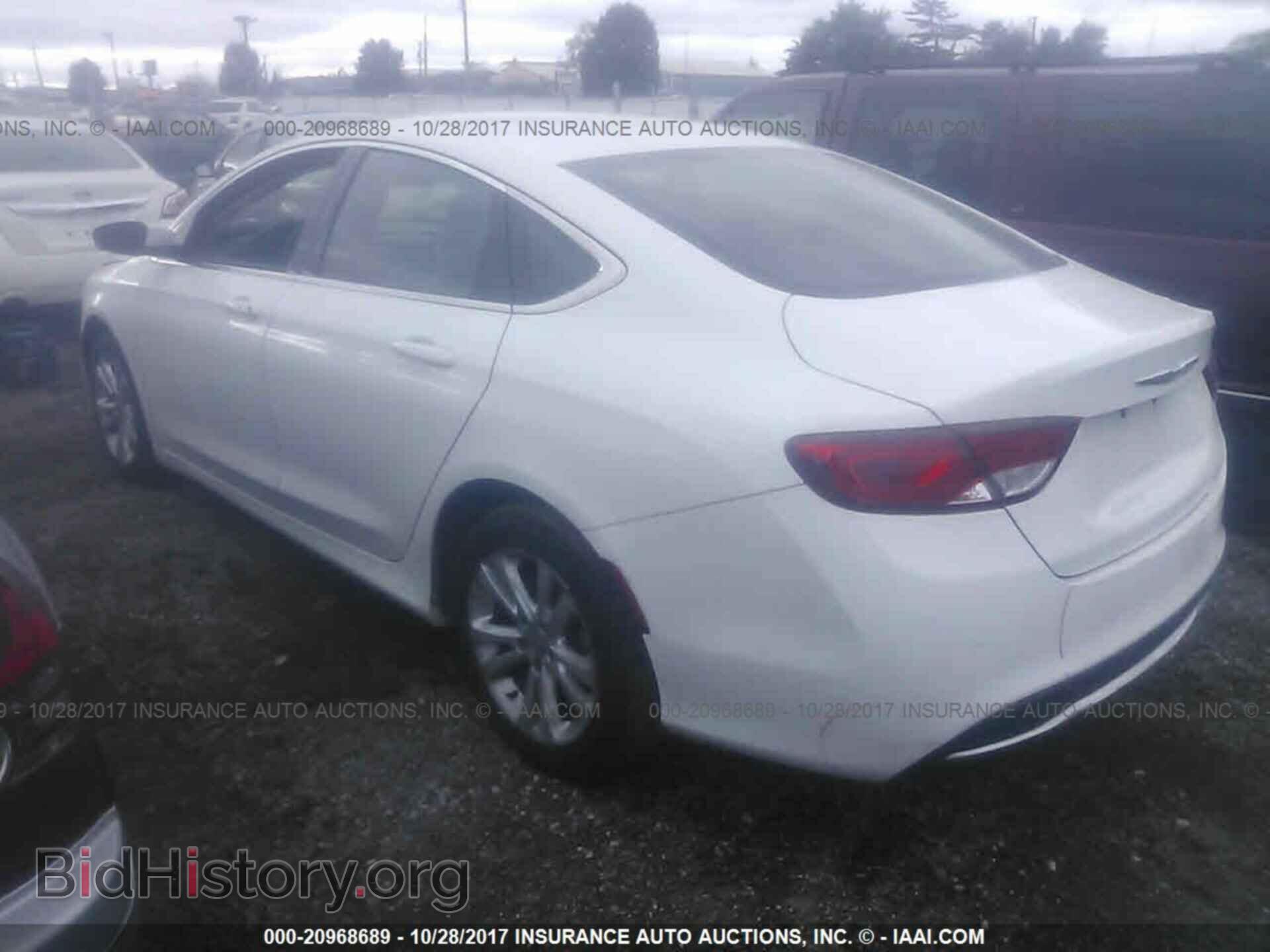 2015 Chrysler 200 - VIN: 1C3CCCAB8FN556417 - Photo 3