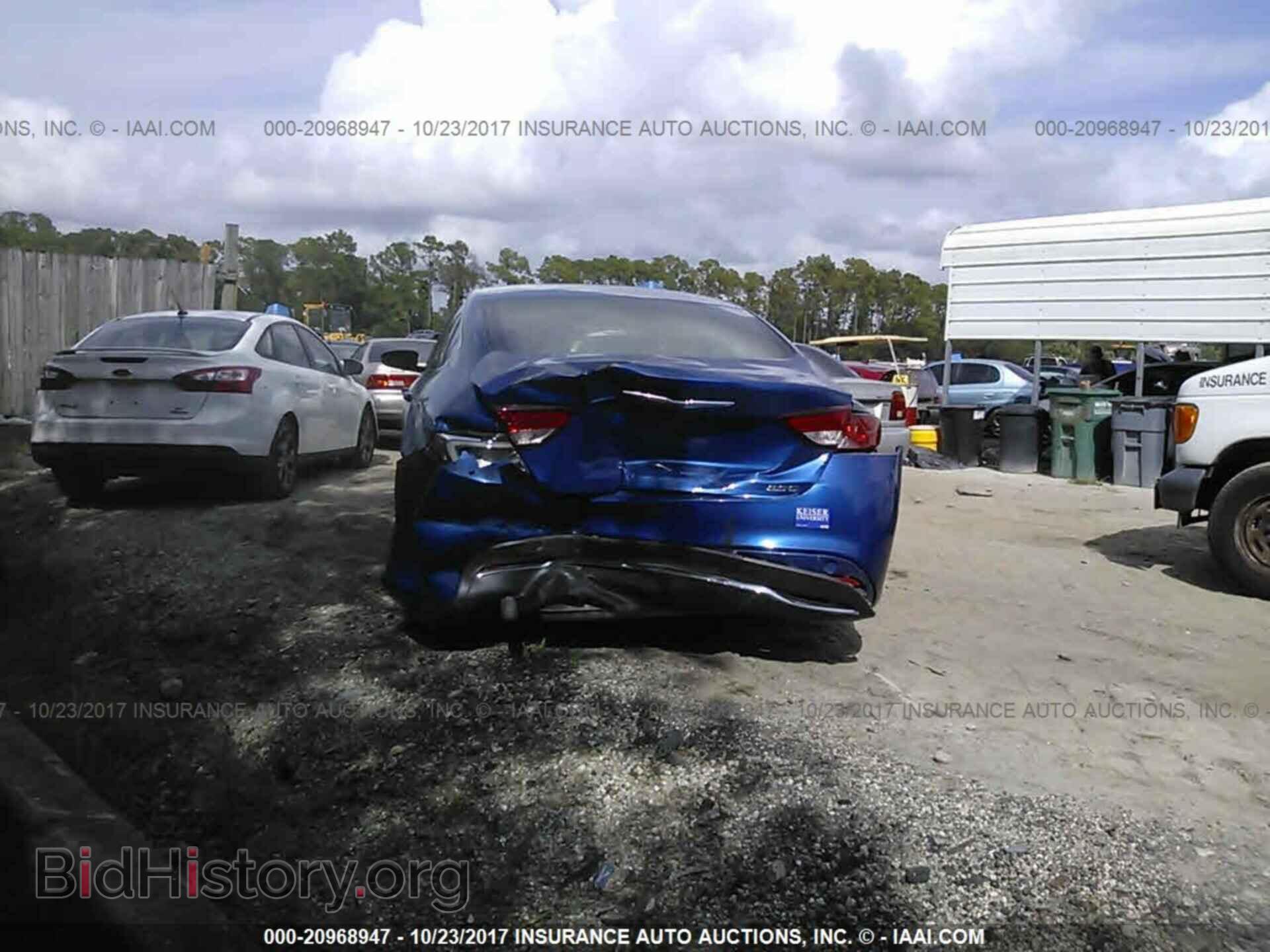 2015 Chrysler 200 - VIN: 1C3CCCAB3FN739269 - Photo 6
