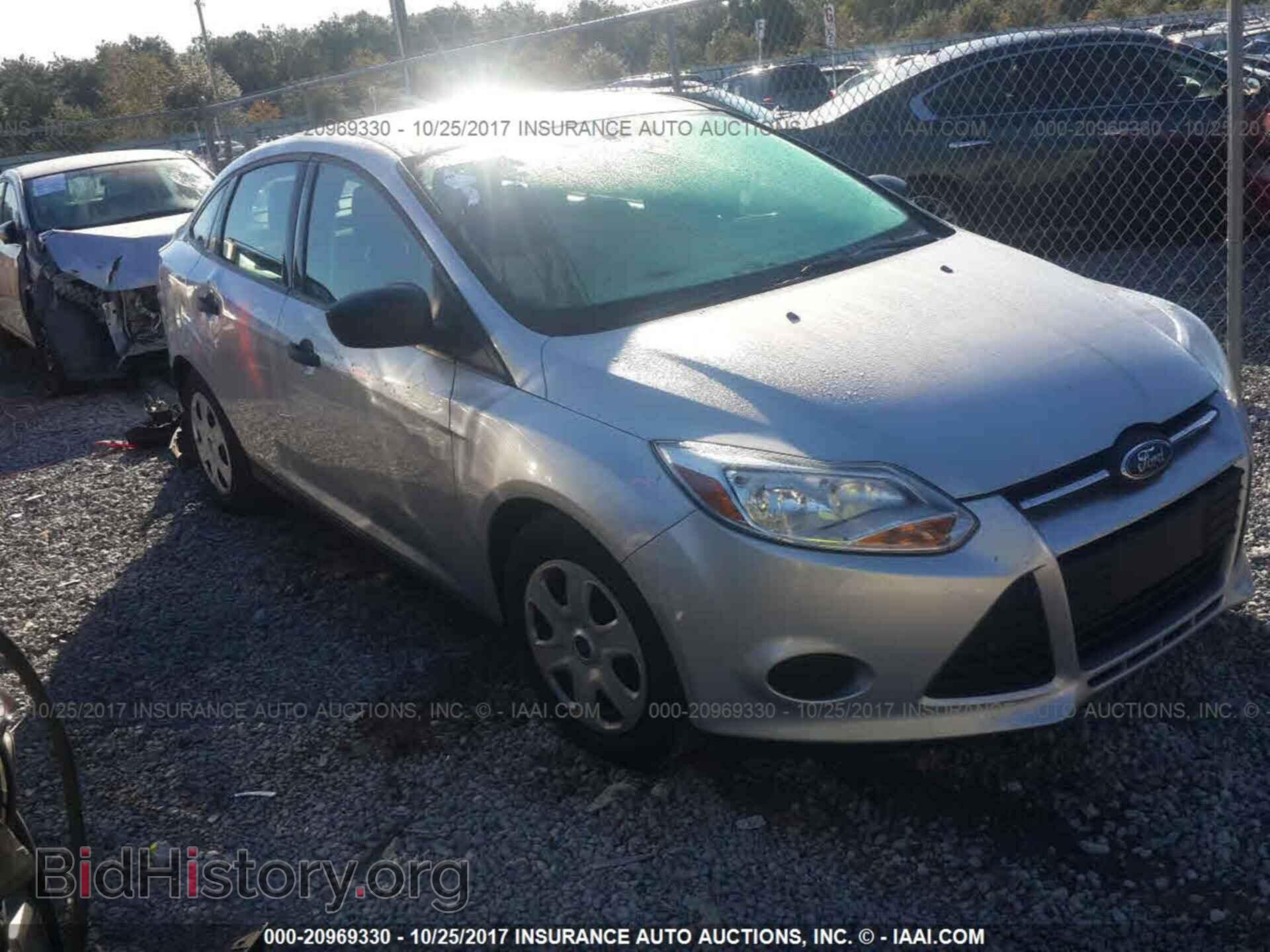 Photo 1FAHP3E21CL247479 - Ford Focus 2012