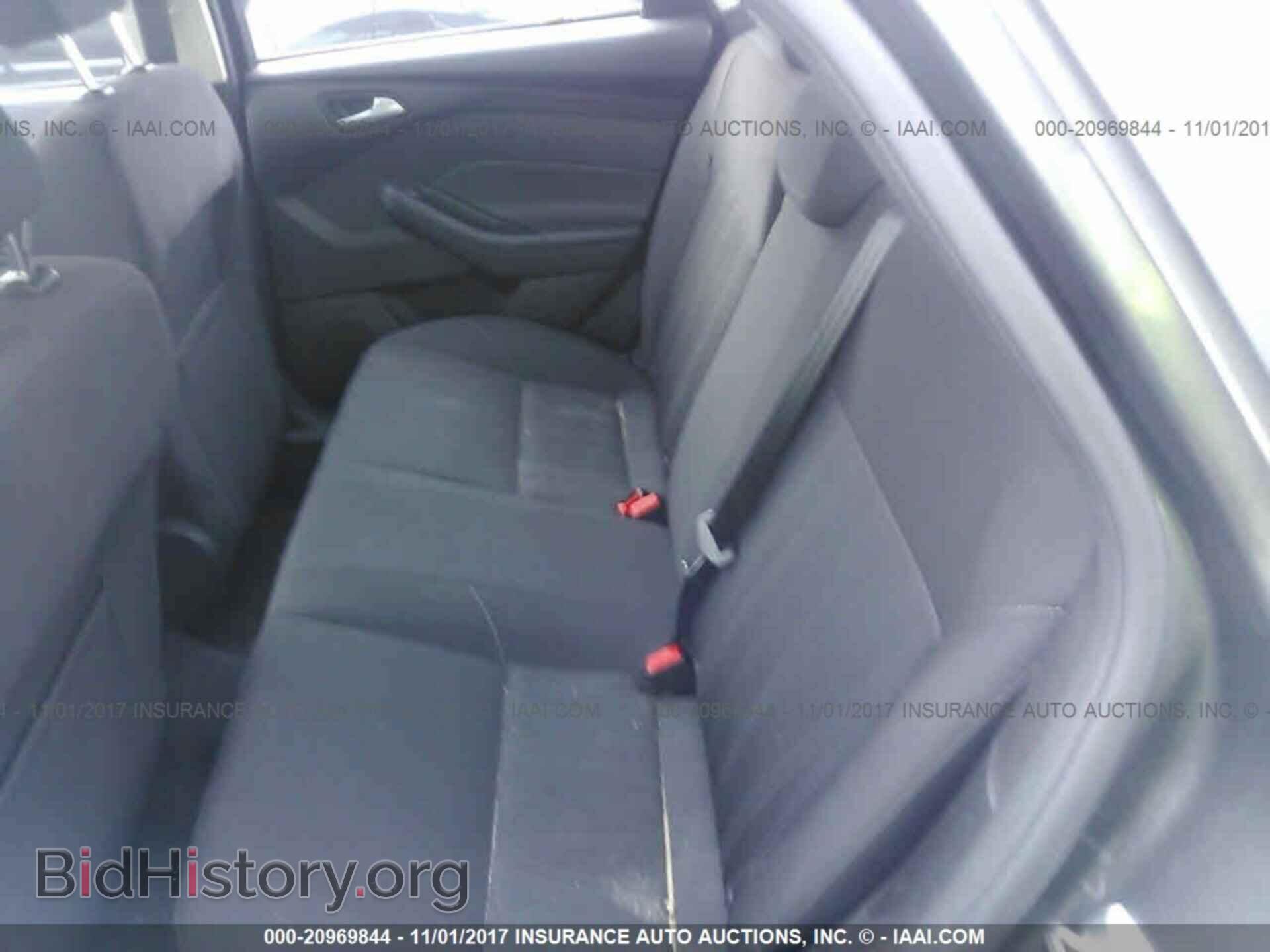 2015 Ford Focus - VIN: 1FADP3F29FL342678 - Photo 8