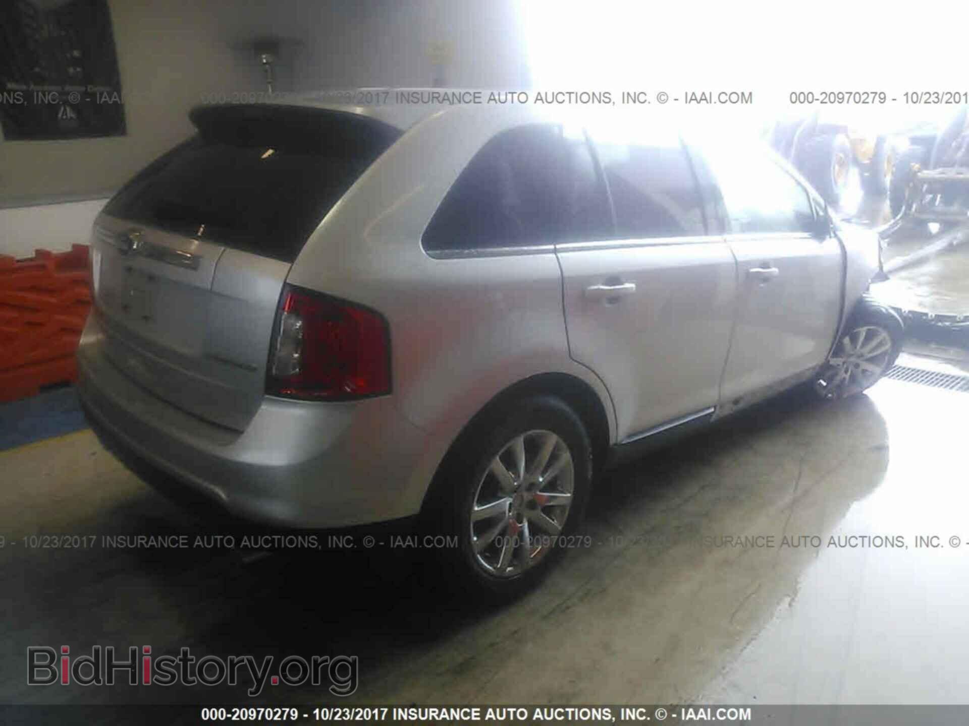 2012 Ford Edge - VIN: 2FMDK3KC1CBA04805 - Photo 4