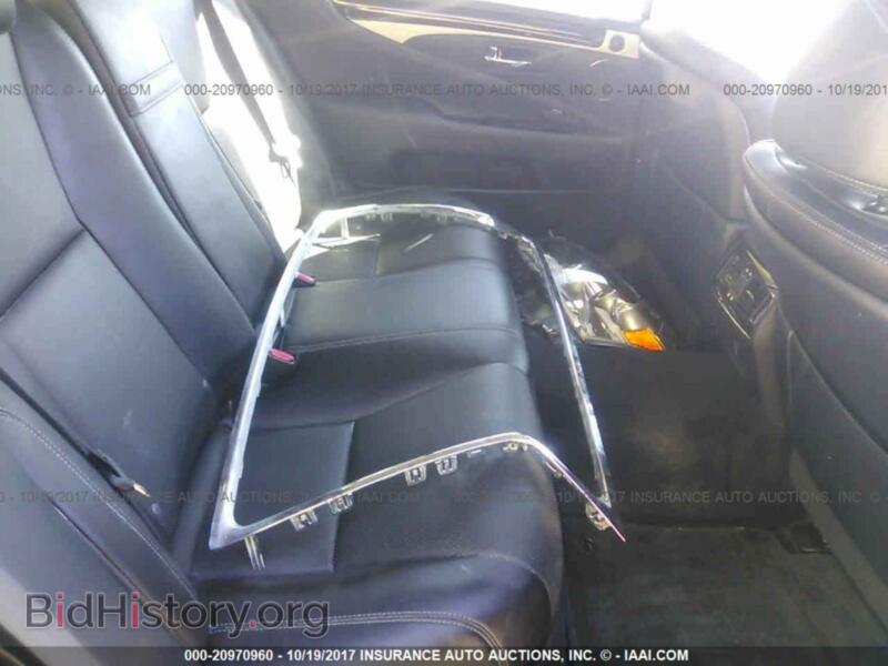 2015 Lexus LS (VIN JTHGL5EF9F5055668) — фото 8 из 10