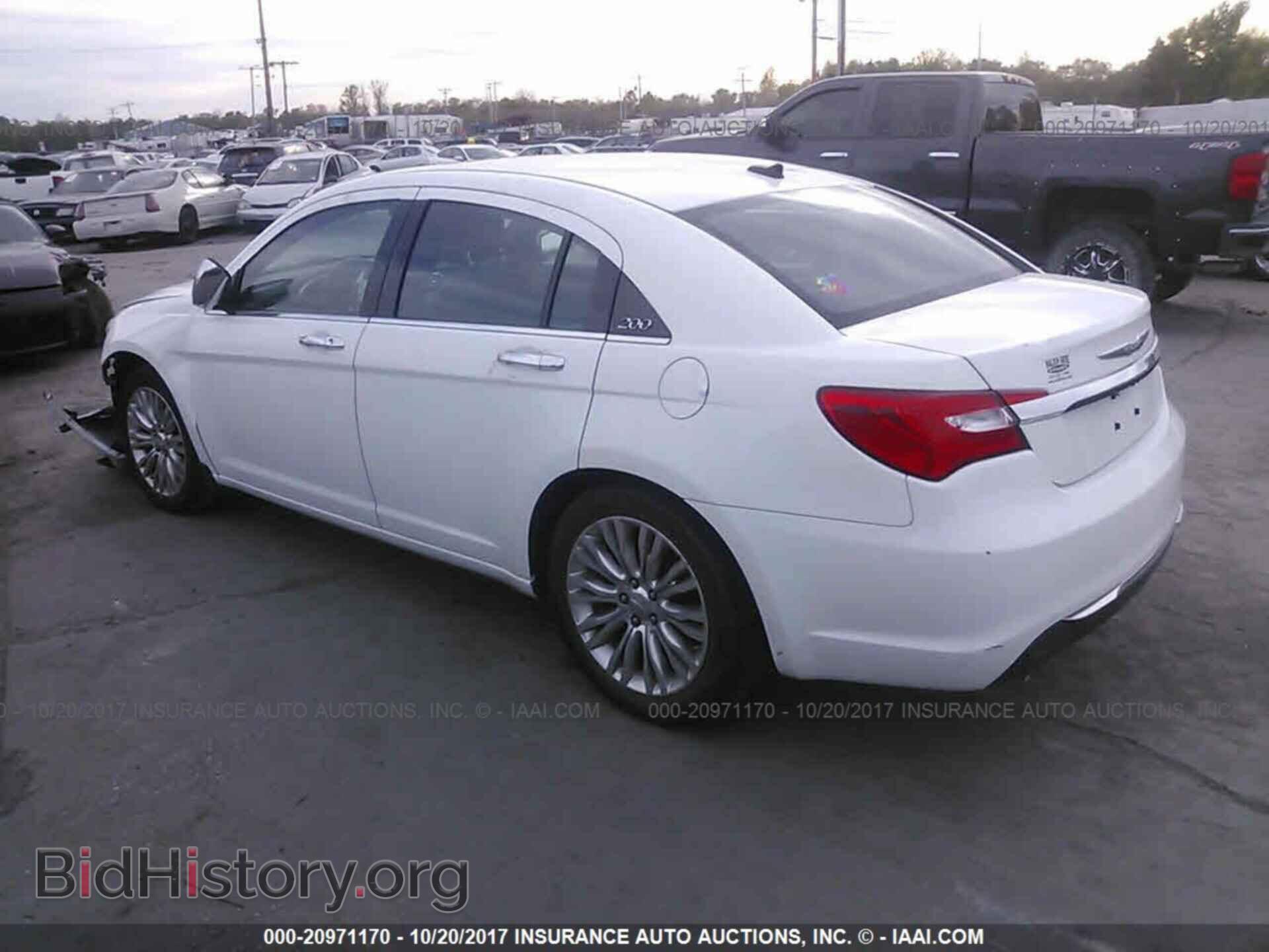 2012 Chrysler 200 - VIN: 1C3CCBCG0CN106825 - Photo 3