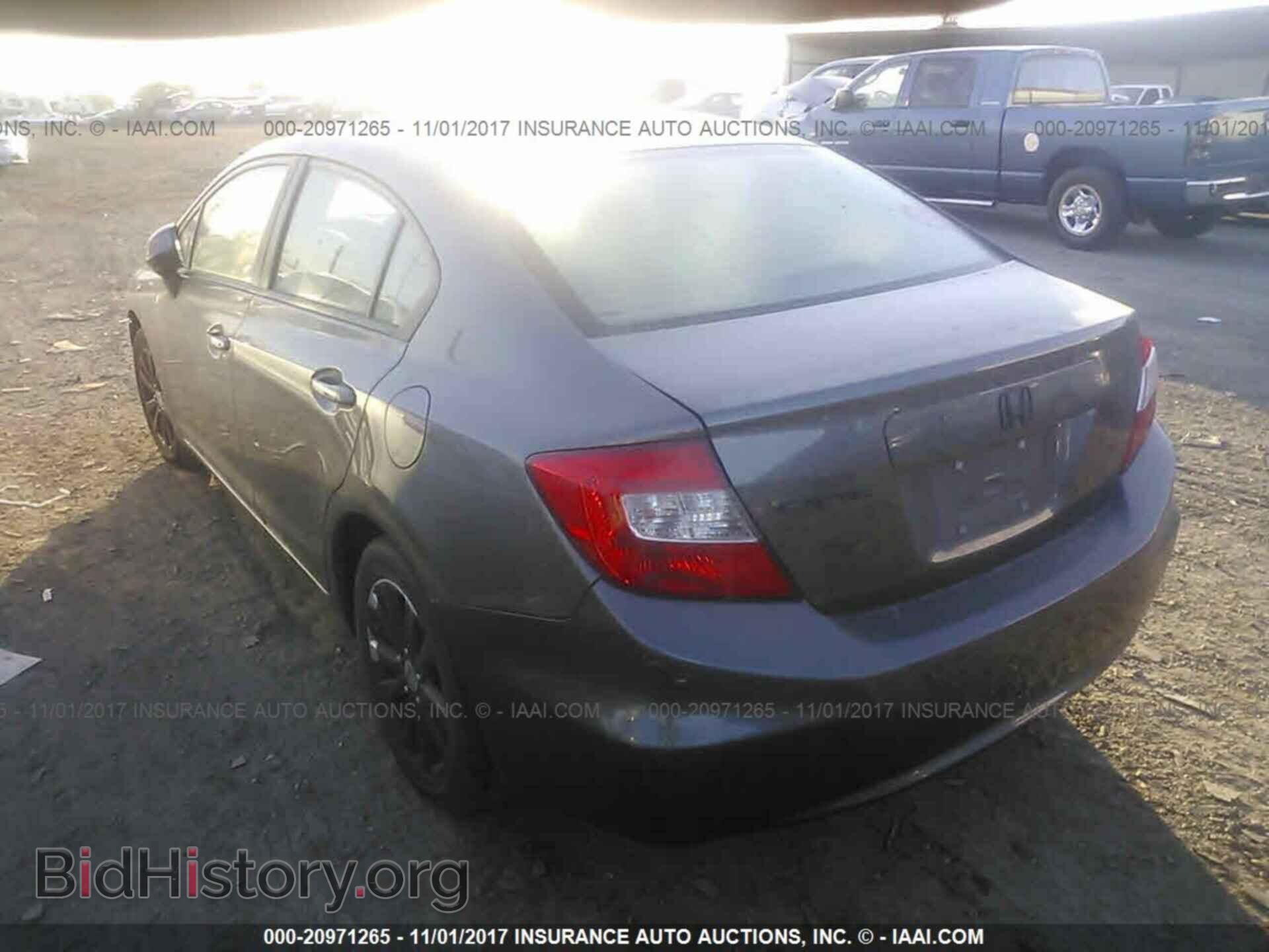 2012 Honda Civic - VIN: 19XFB2F8XCE322721 - Фото 3