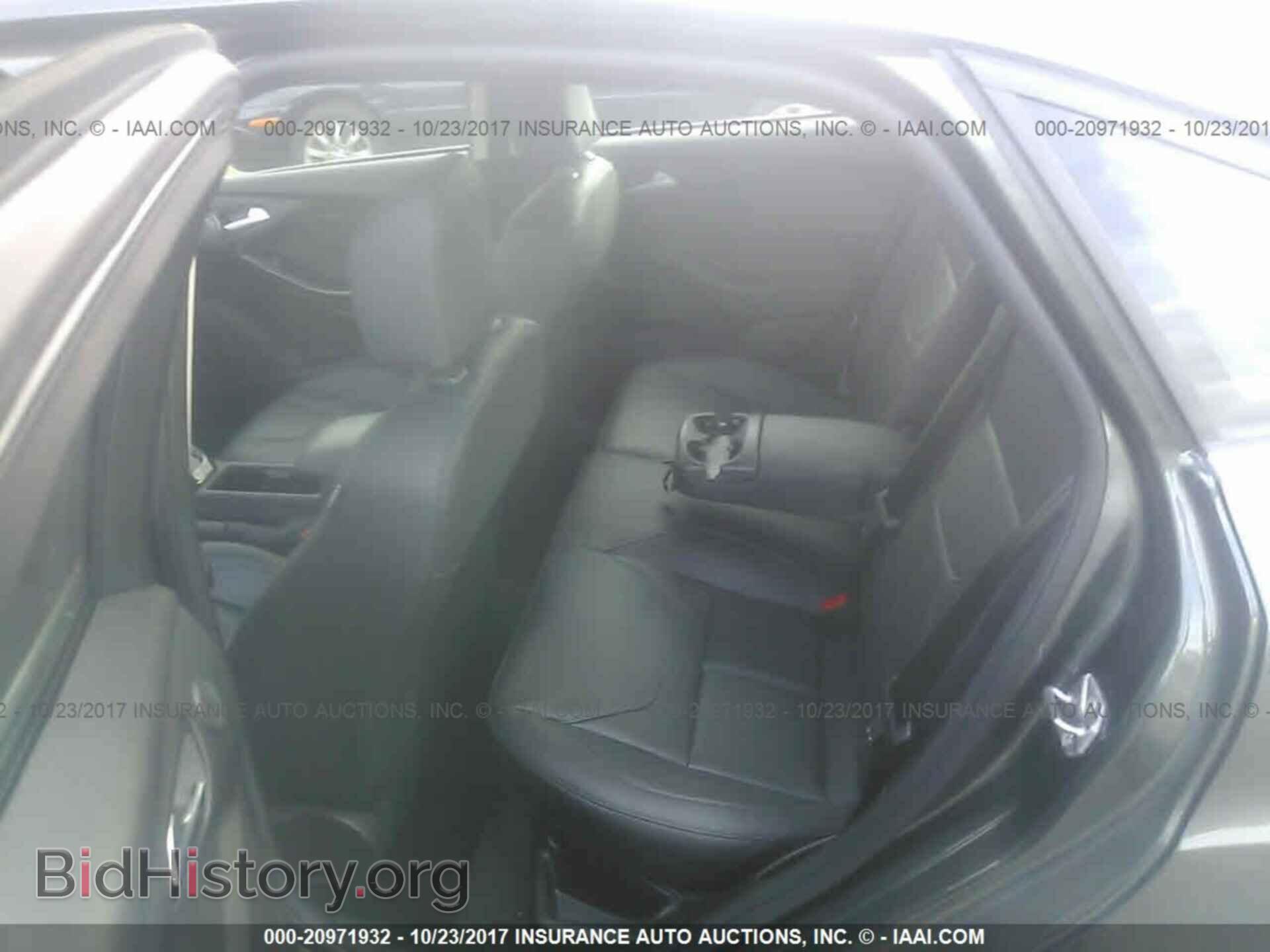 2017 Ford Focus - VIN: 1FADP3J22HL227270 - Photo 8