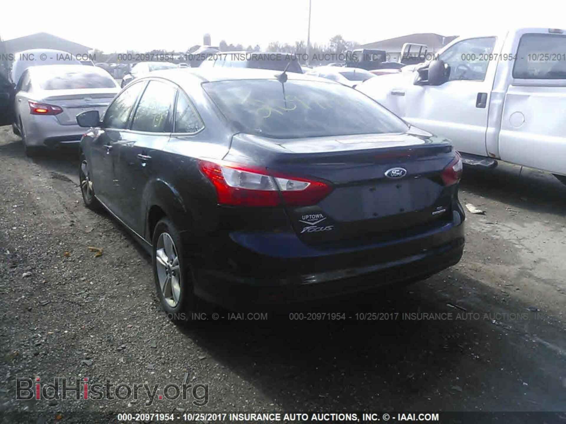 2013 Ford Focus - VIN: 1FADP3F21DL182096 - Фото 3