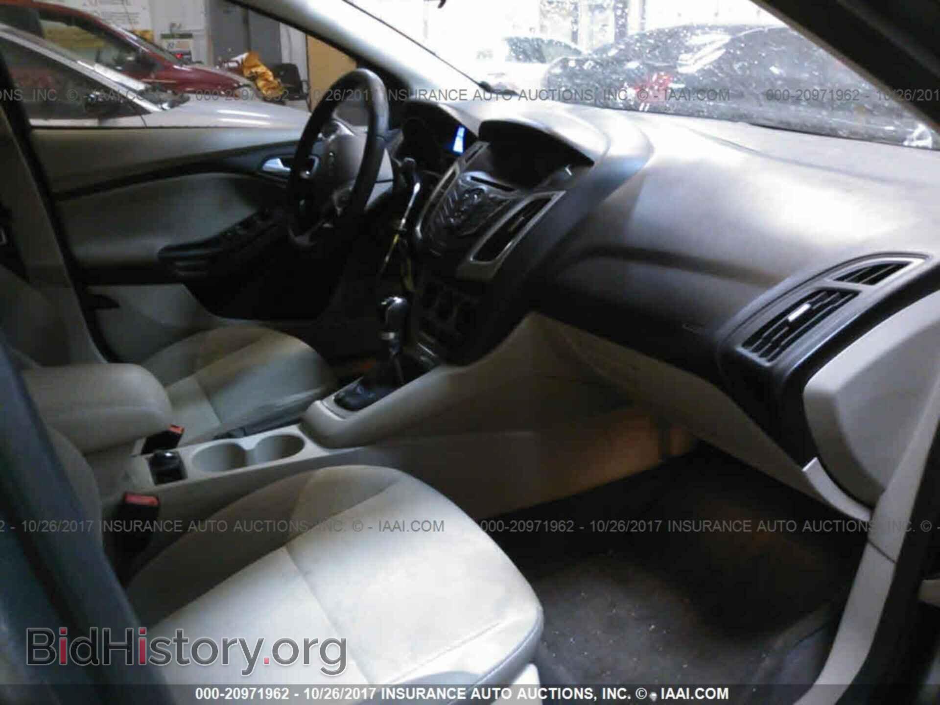 2013 Ford Focus - VIN: 1FADP3F22DL104510 - Photo 5