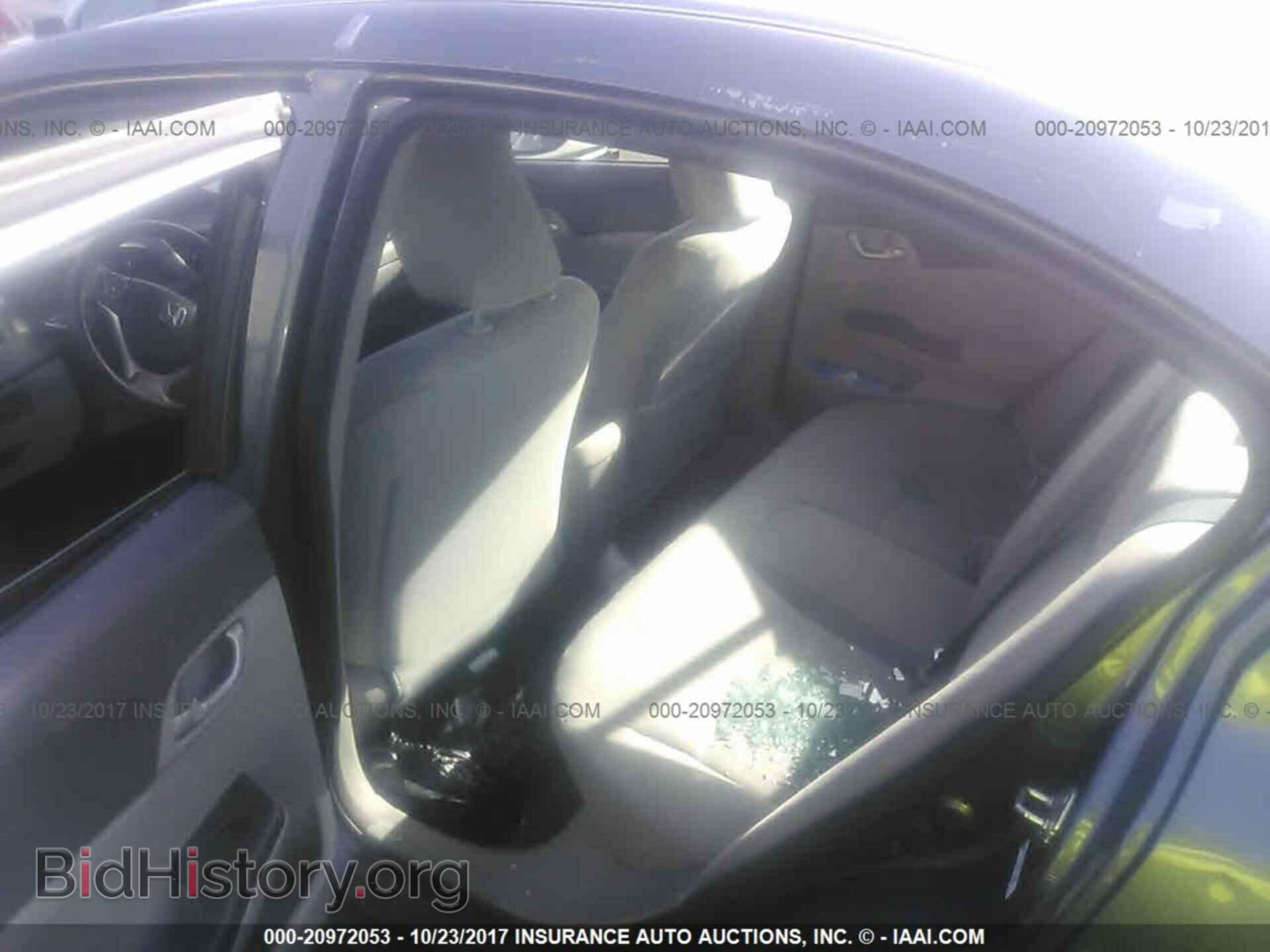 2012 Honda Civic - VIN: 19XFB2F5XCE020142 - Photo 8