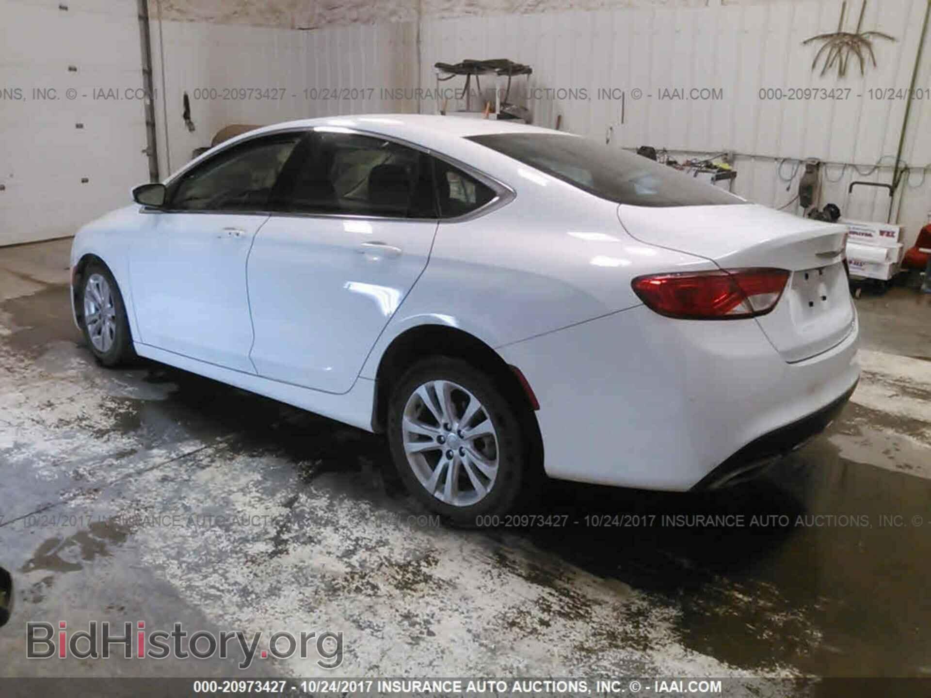 2016 Chrysler 200 - VIN: 1C3CCCAG1GN165719 - Фото 3