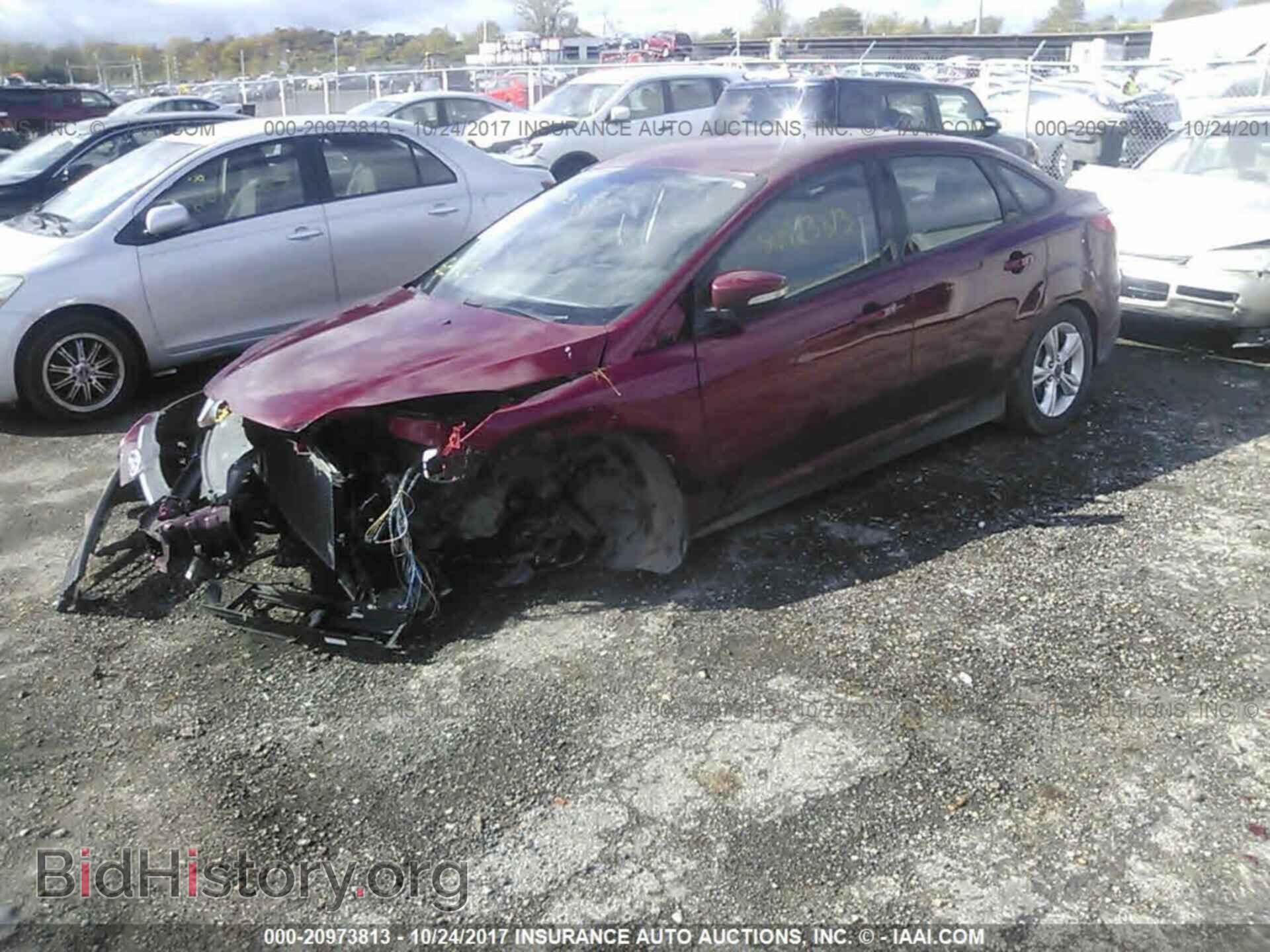 2013 Ford Focus - VIN: 1FADP3F28DL370775 - Photo 2