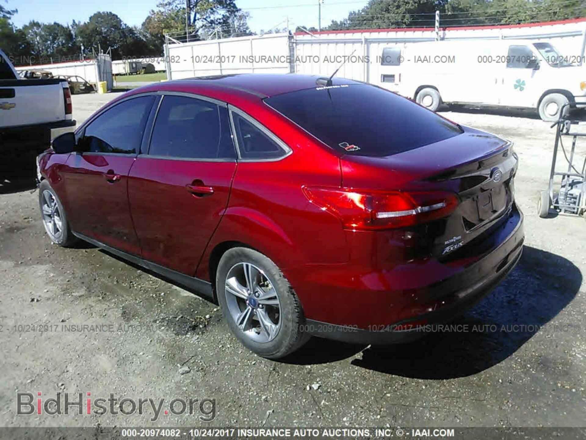 2016 Ford Focus - VIN: 1FADP3FE3GL350237 - Photo 3
