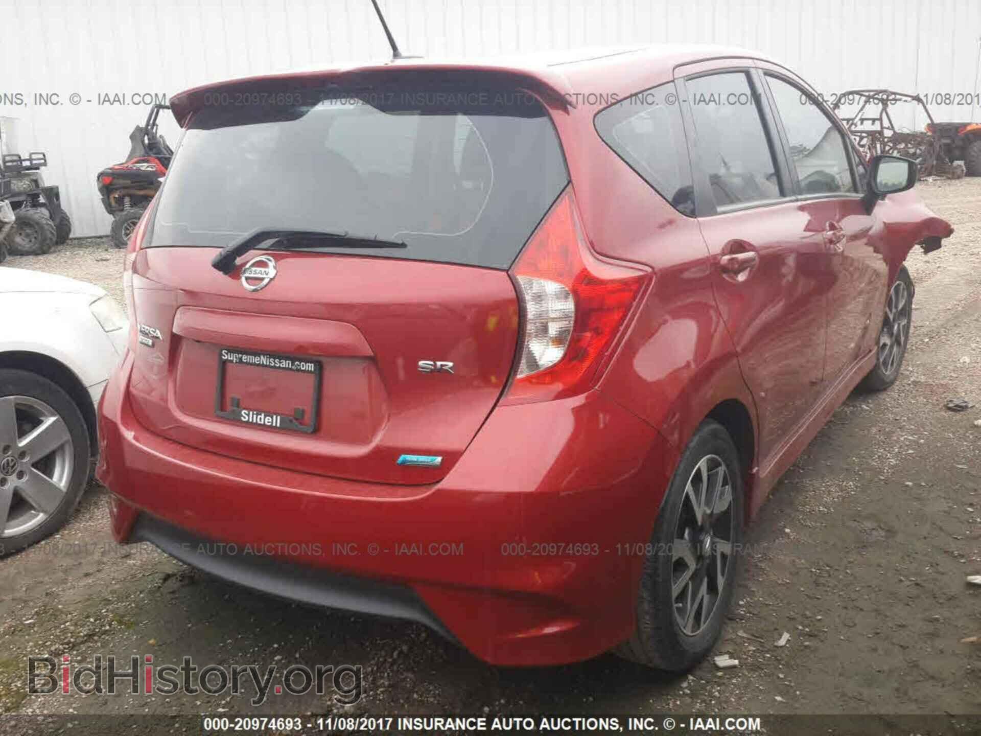 2015 Nissan Versa note - VIN: 3N1CE2CP2FL376863 - Photo 4