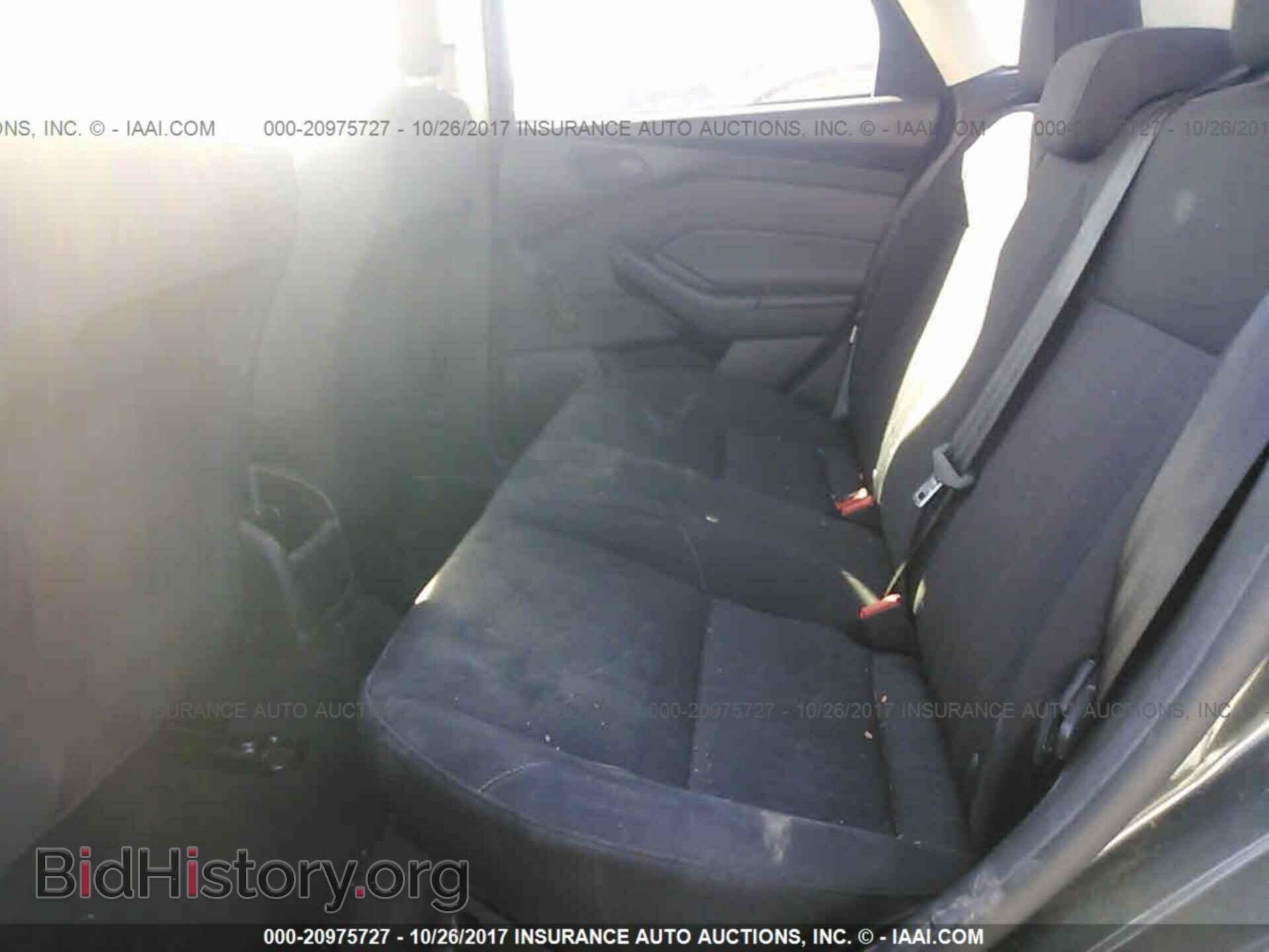 2016 Ford Focus - VIN: 1FADP3E2XGL387633 - Photo 8