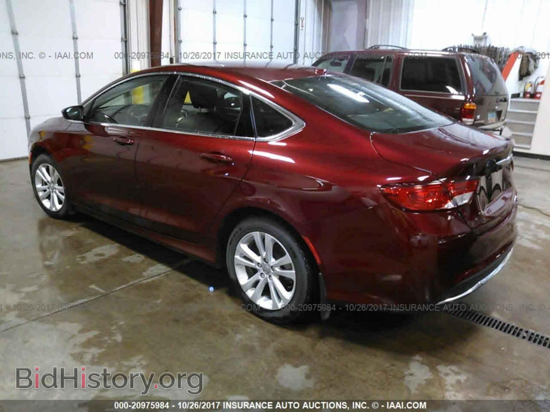 2015 Chrysler 200 - VIN: 1C3CCCAB3FN521297 - Photo 3