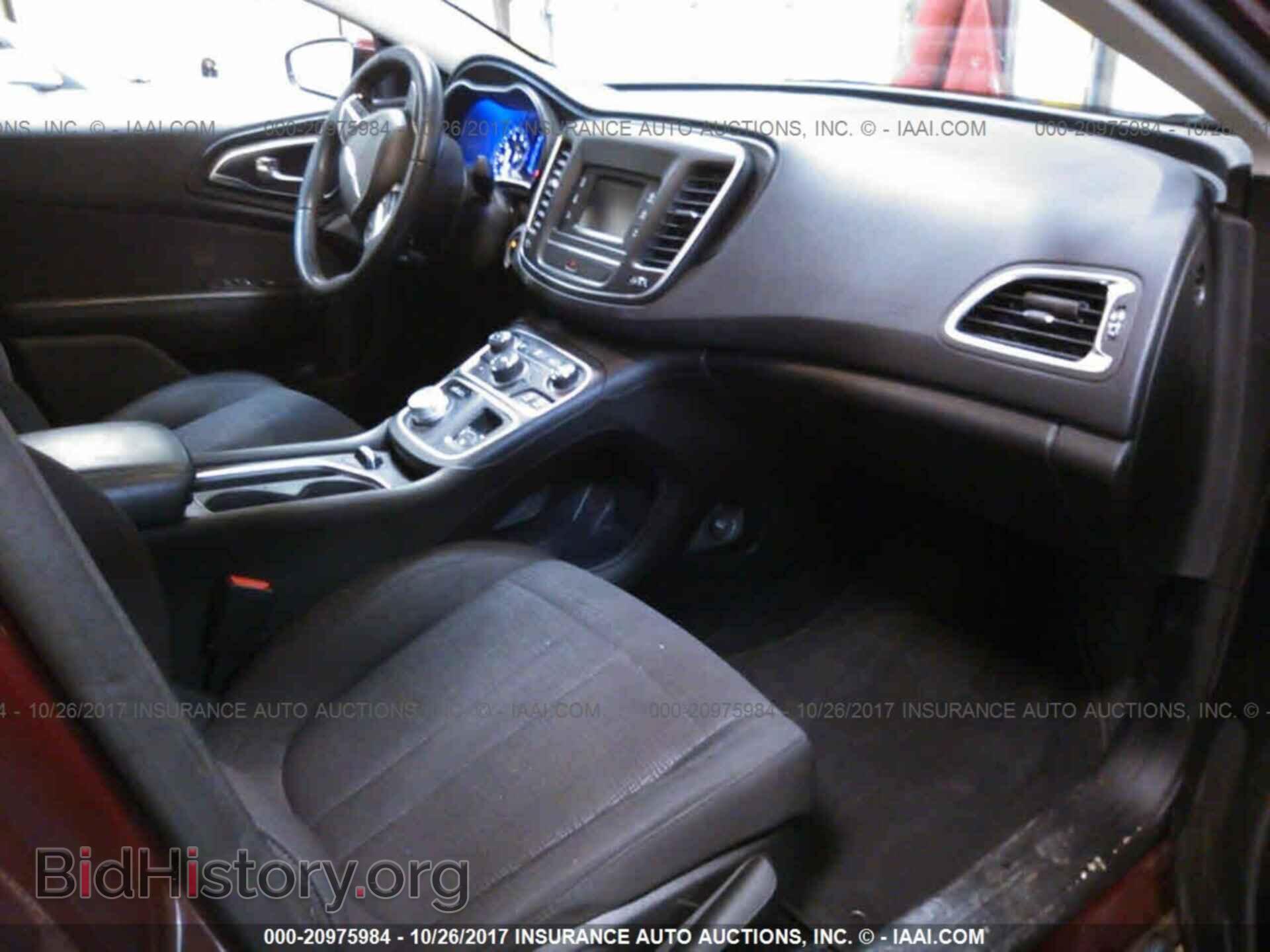 2015 Chrysler 200 - VIN: 1C3CCCAB3FN521297 - Photo 5