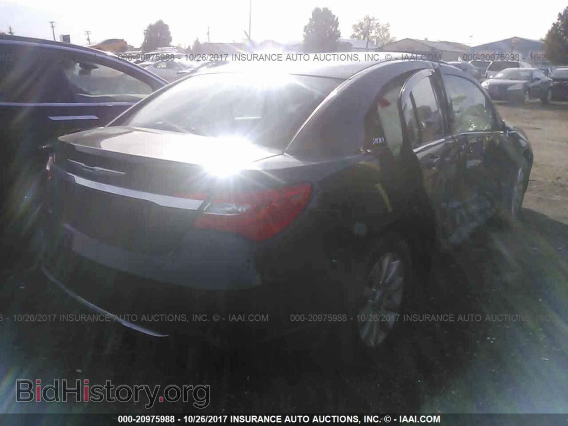 2012 Chrysler 200 - VIN: 1C3CCBBB2CN262788 - Photo 4